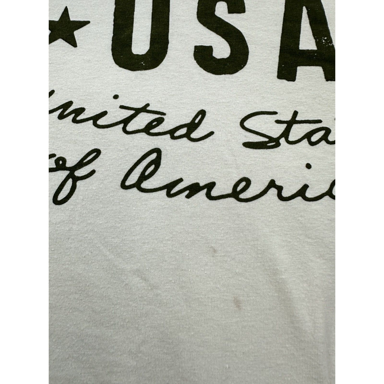 Under Armour Under Armour Shirt Womens Medium Beige Freedom Flag USA Loose Fit Ladies Size M / US 6-8 / IT 42-44 - 2 Thumbnail