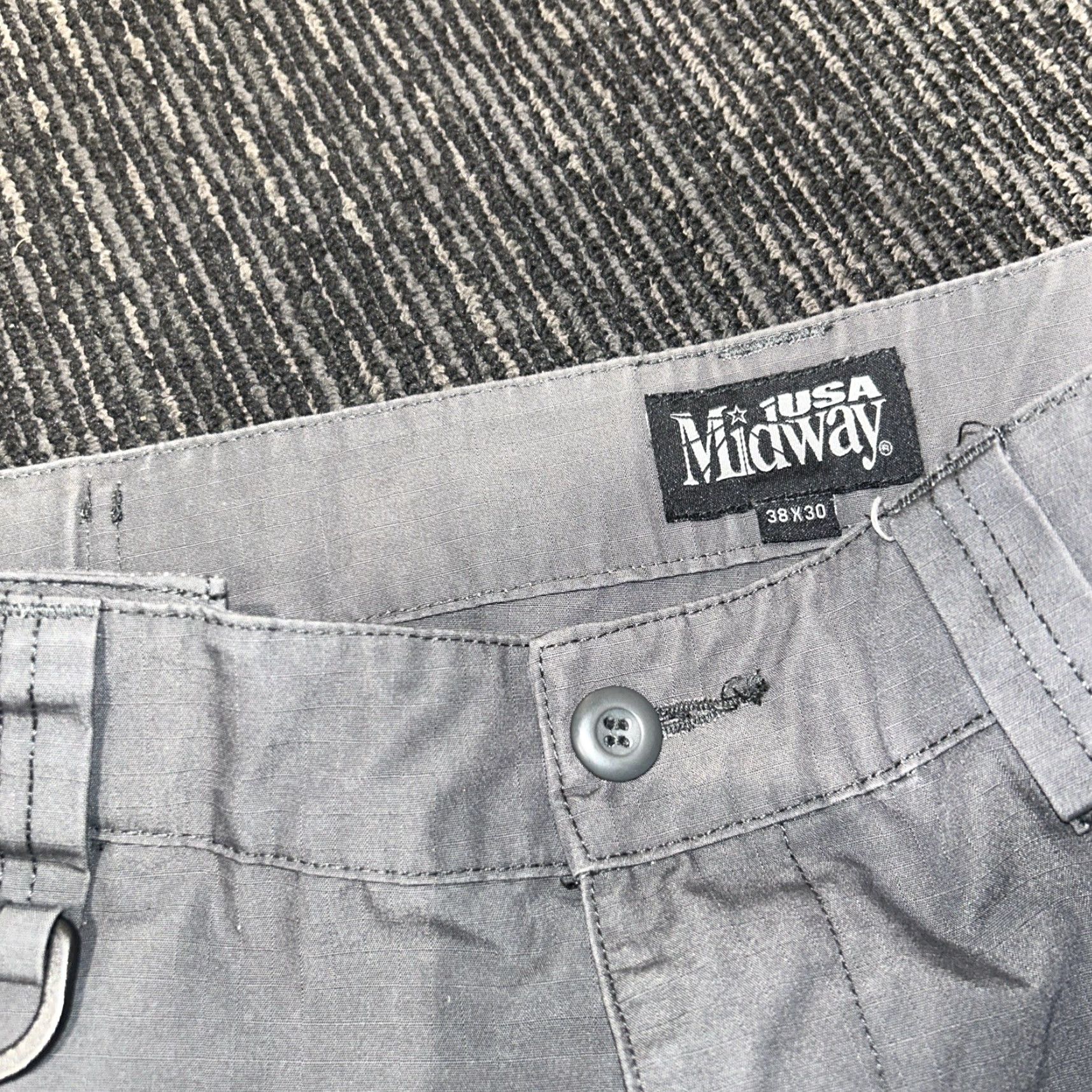 Vintage Midway USA Cargo Pants Mens 40x30 Gray Straight Belt Loops Pockets 65% Polyester 35% Cotton Cargo Pocket Workwear Casual Travel Size US 40 / EU 56 - 5 Thumbnail