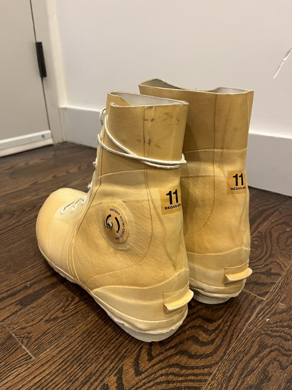 Other Vintage US Military Mickey Mouse Boots Size US 12 / EU 45 - 5 Thumbnail