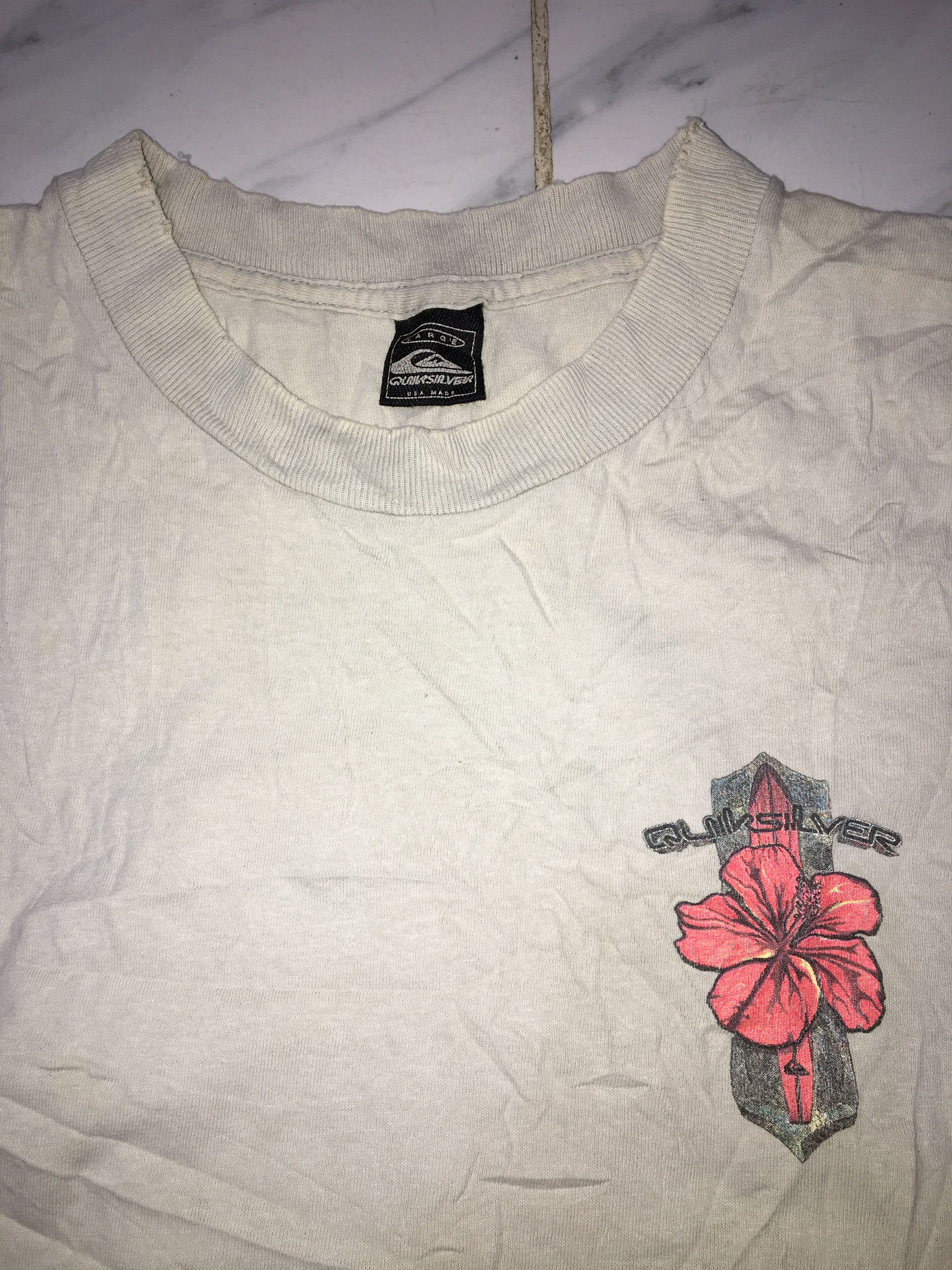 Quiksilver Vintage Quiksilver Honolulu Hawaii Distressed Tee Shirt Size US L / EU 52-54 / 3 - 5 Thumbnail