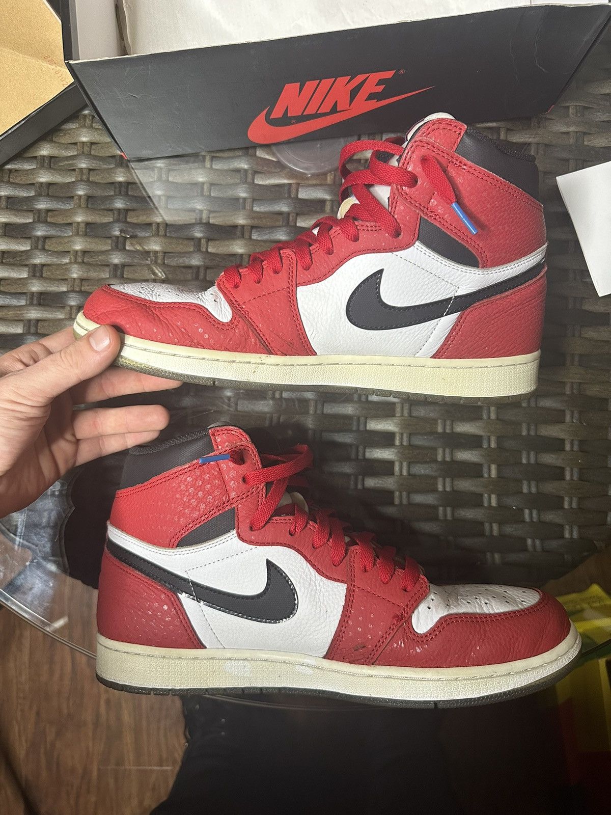 Jordan Brand × Nike Jordan 1 Retro high spider-man origin story 2018 Size US 11 / EU 44 - 3 Thumbnail