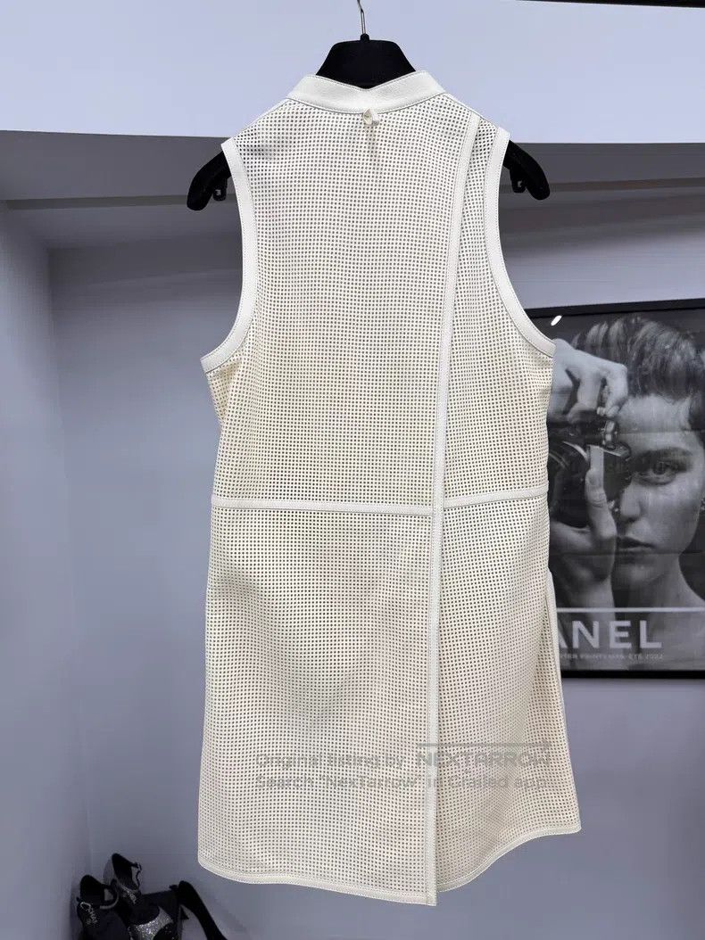 Hermes Hermes White cut-out lace-up leather vest dress Size XS / US 0-2 / IT 36-38 - 3 Thumbnail