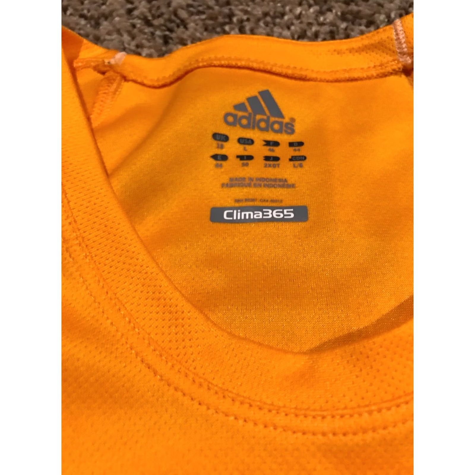 Adidas - "Adidas Orange" is a recognizable brand identifier Size L / US 10 / IT 46 - 4 Thumbnail