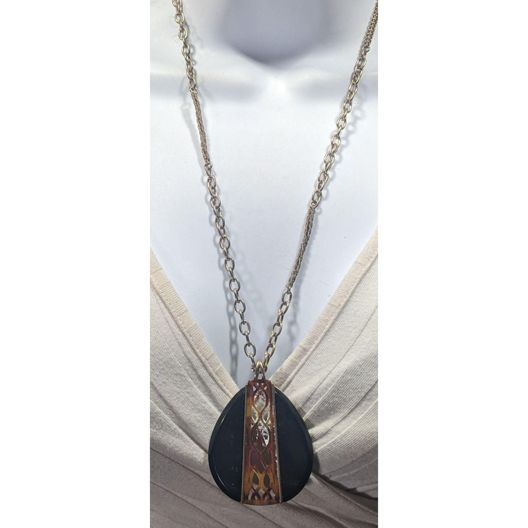 Liz Claiborne Vintage Liz Claiborne Tortoise Lucite Filigree Teardrop Pend Size ONE SIZE - 5 Thumbnail