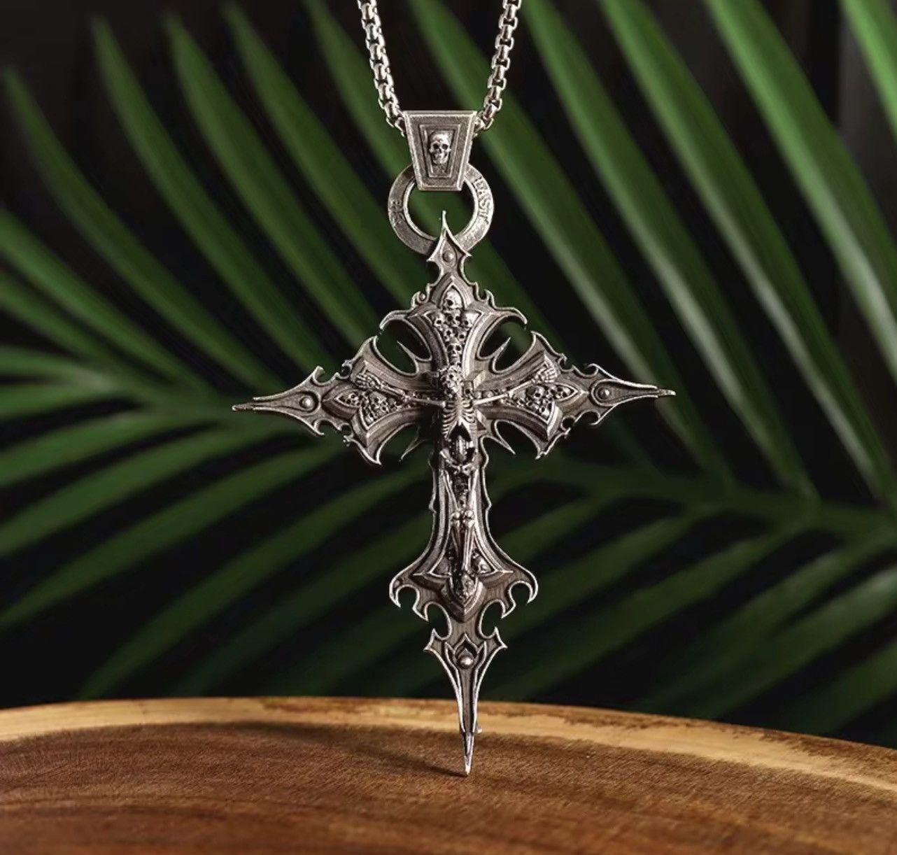 Jewelry Gothic Cross Pendant Necklace Size ONE SIZE - 3 Thumbnail