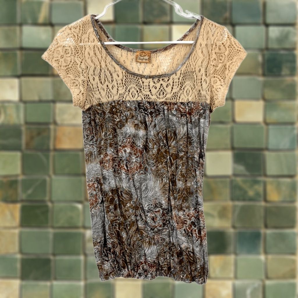 Vintage Y2K Daytrip Women's Vintage Lace Yoke Boho Top Short Sleeve Blouse Size S / US 4 / IT 40 - 1 Thumbnail