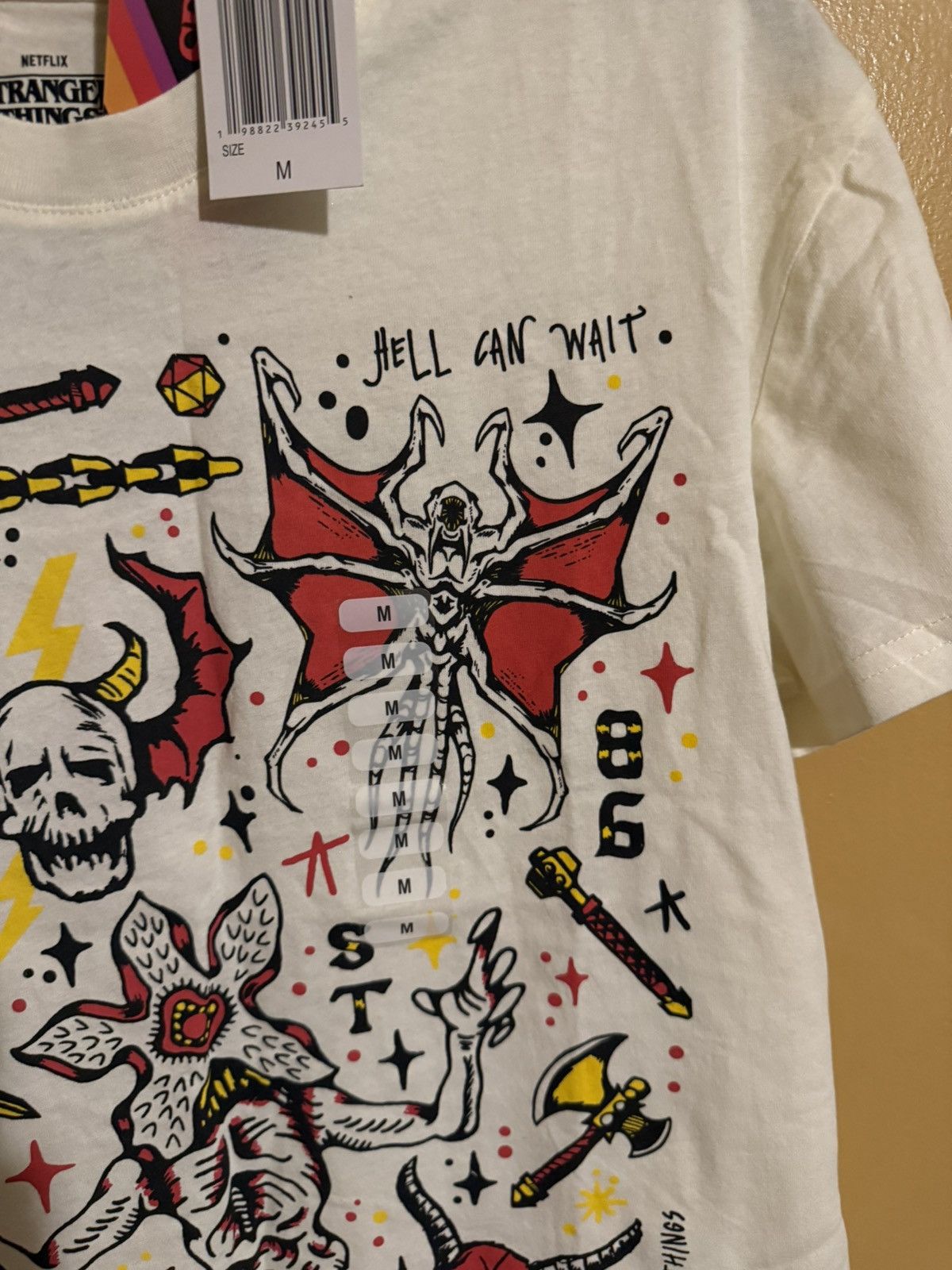 Other Stranger Things cream Graphic T-Shirt Meduim Size US M / EU 48-50 / 2 - 5 Thumbnail