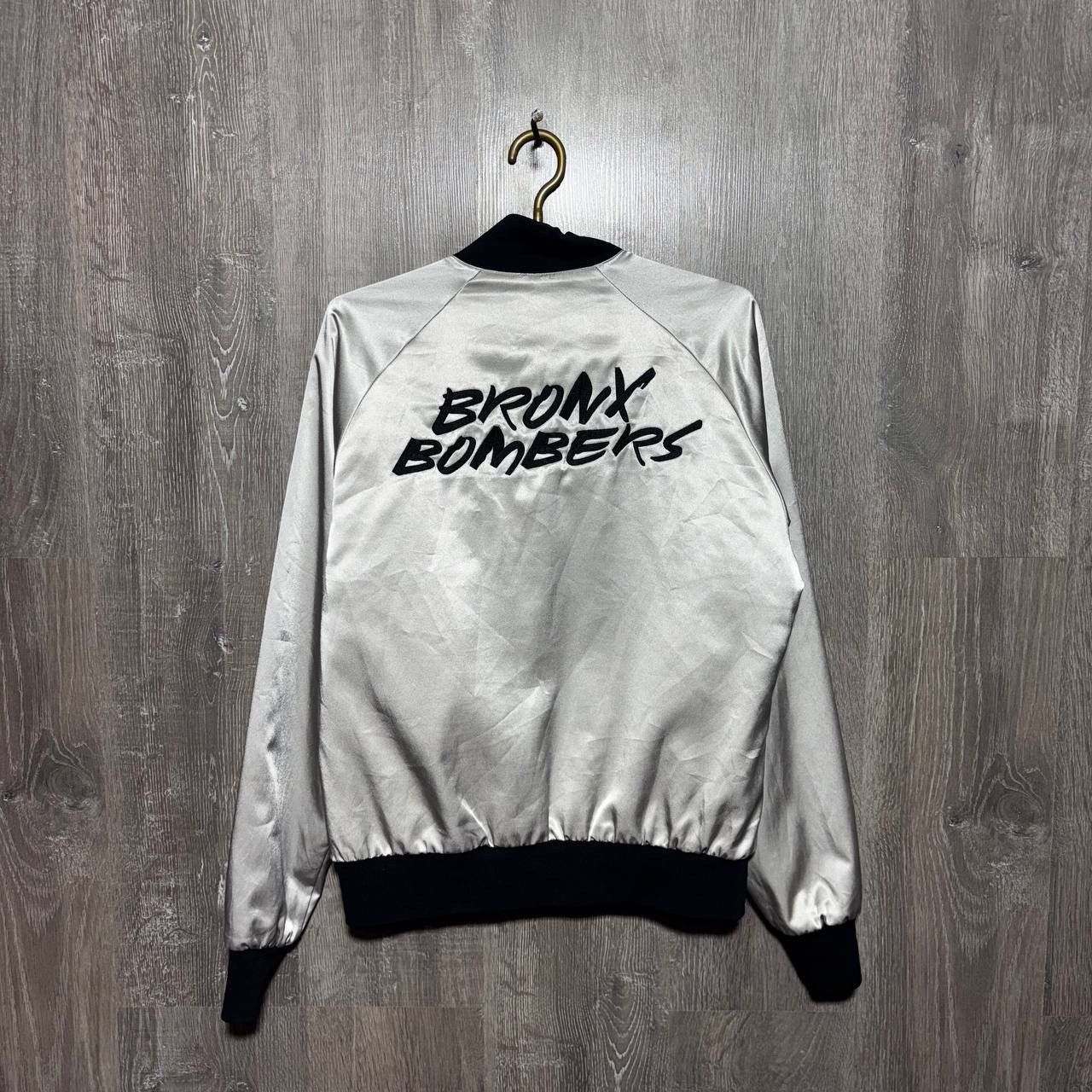 Vintage New York Yankees Nike Bronx Bomber Jacket L Size US L / EU 52-54 / 3 - 2 Thumbnail