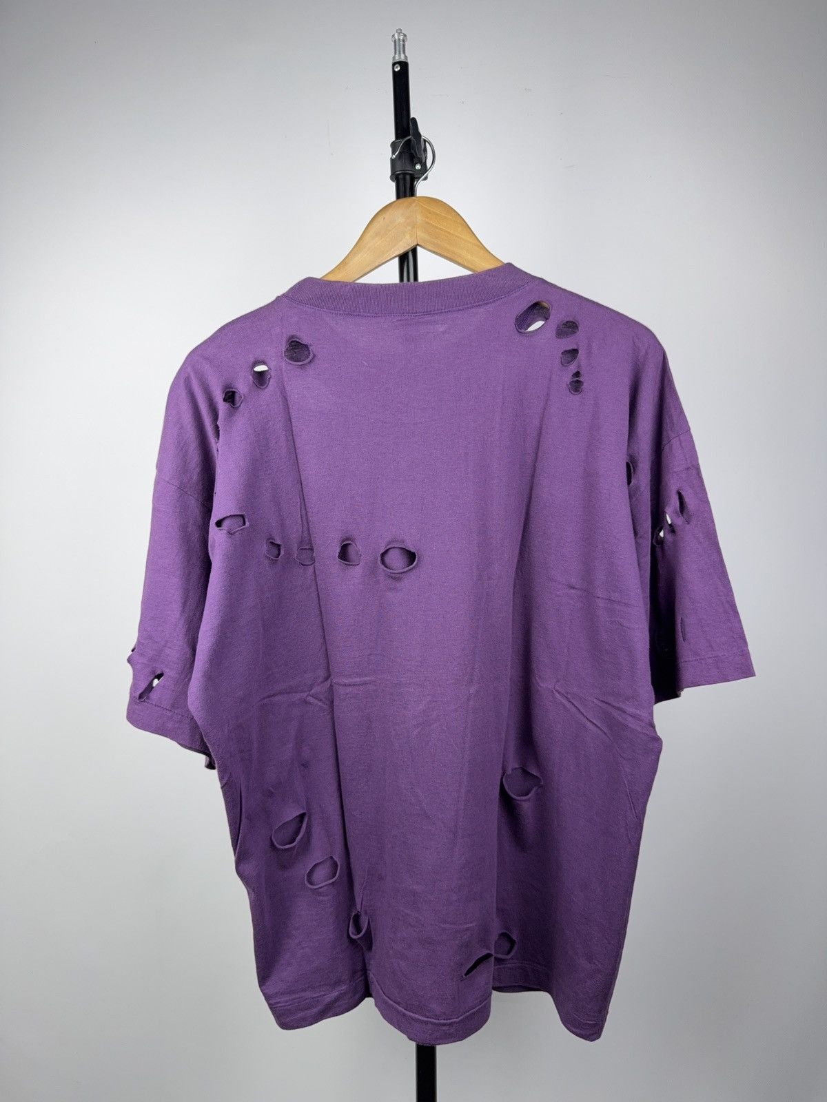 Vintage Vintage 💥90s Faded Blank Single Stitch Distressed T-Shirt Size US L / EU 52-54 / 3 - 9 Thumbnail