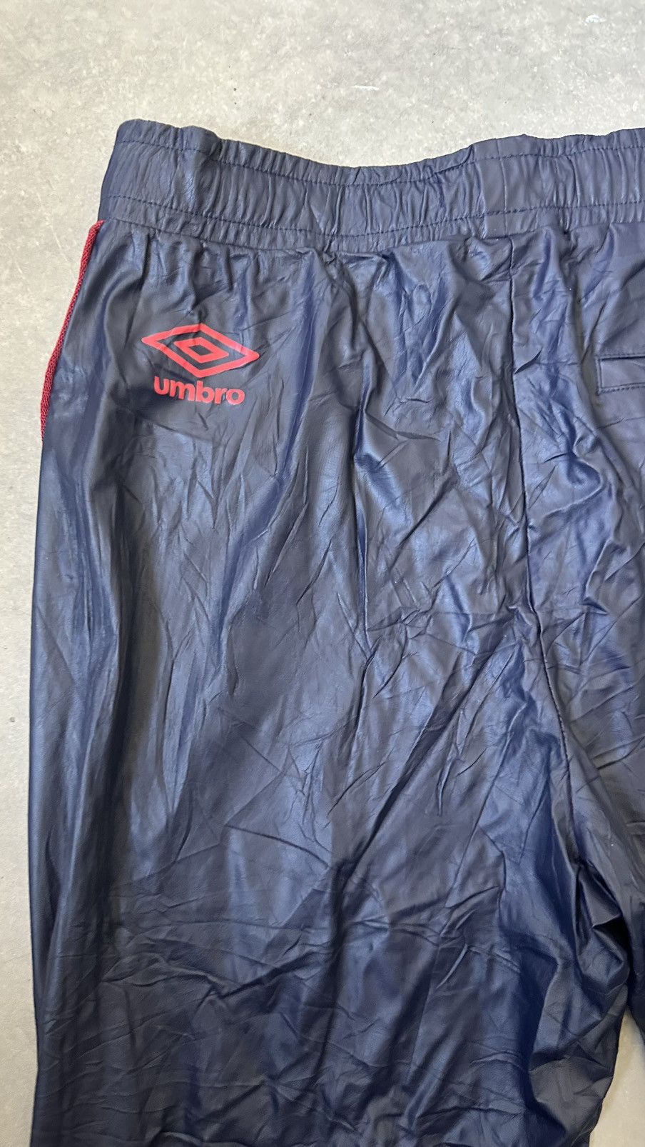 Umbro VINTAGE UMBRO ORIGIN TRACK PANT Size US 34 / EU 50 - 12 Thumbnail