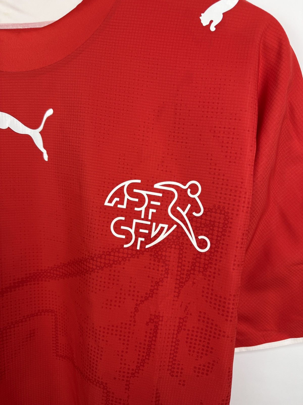 Puma 🇨🇭Vintage 2006 Puma Switzerland Suisse Soccer Jersey Senderos Size US XL / EU 56 / 4 - 5 Thumbnail