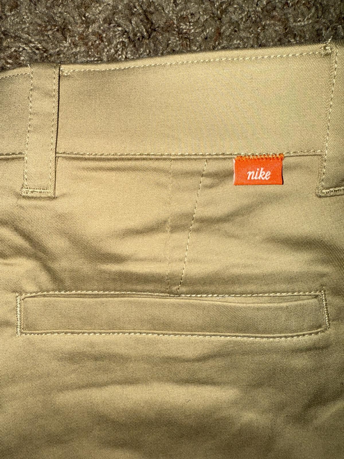 Nike Nike Men's Dri-FIT Uv 10.5" Golf Chino Shorts Size US 30 / EU 46 - 7 Thumbnail