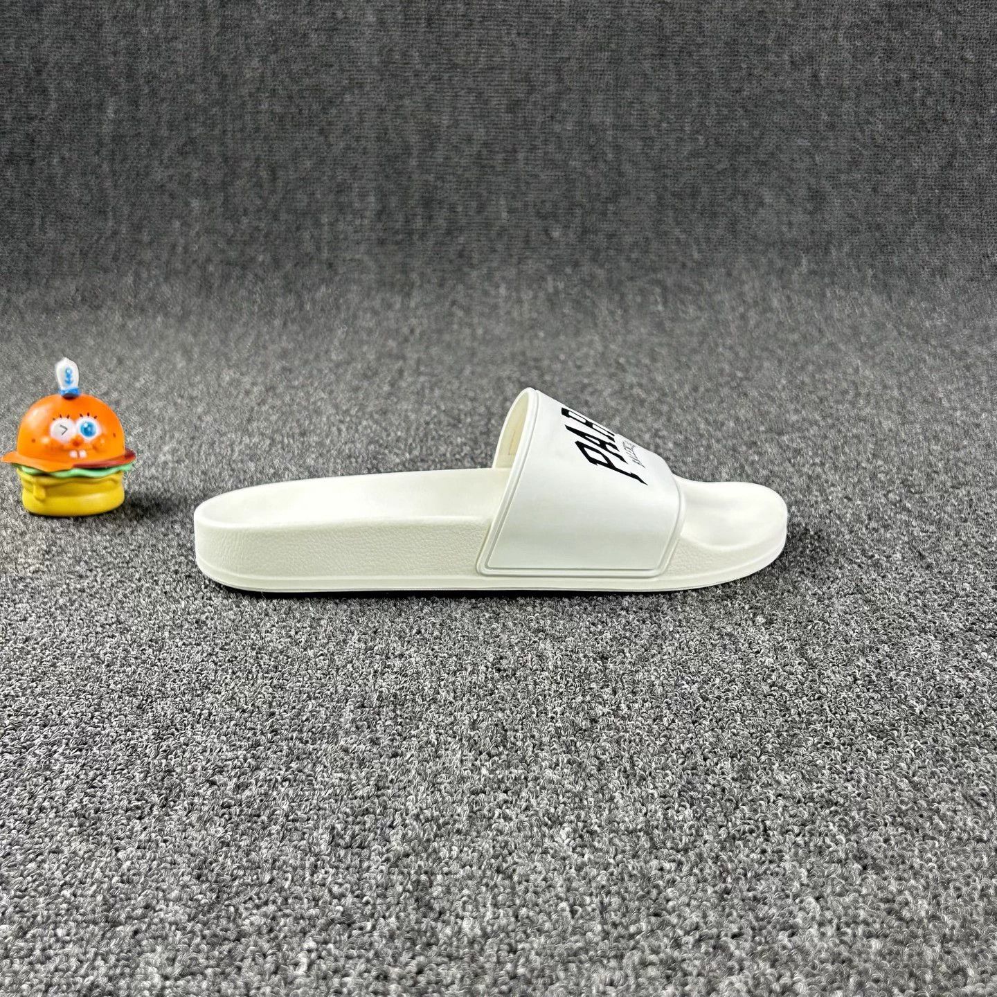 Balenciaga Balenciaga White Women's Minimalist Summer Sandals 35 Size US 4.5 / IT 34.5 - 3 Thumbnail