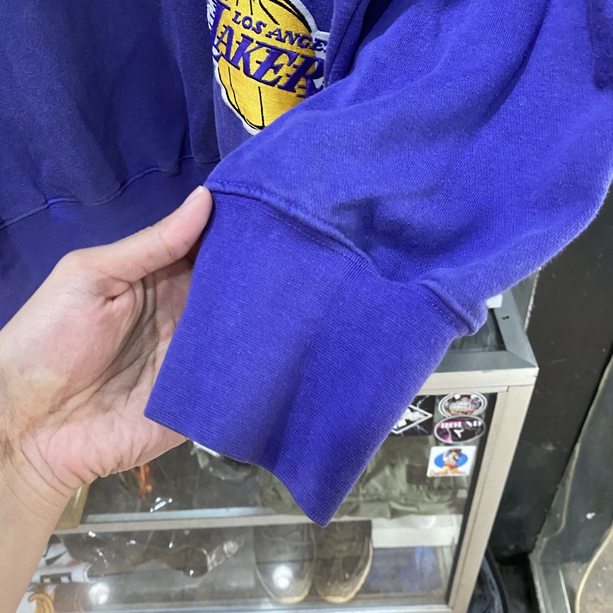 NBA × Vintage Vintage LA Lakers 90s NBA Crewneck Sweatshirt Embroidered Size US XXL / EU 58 / 5 - 10 Thumbnail