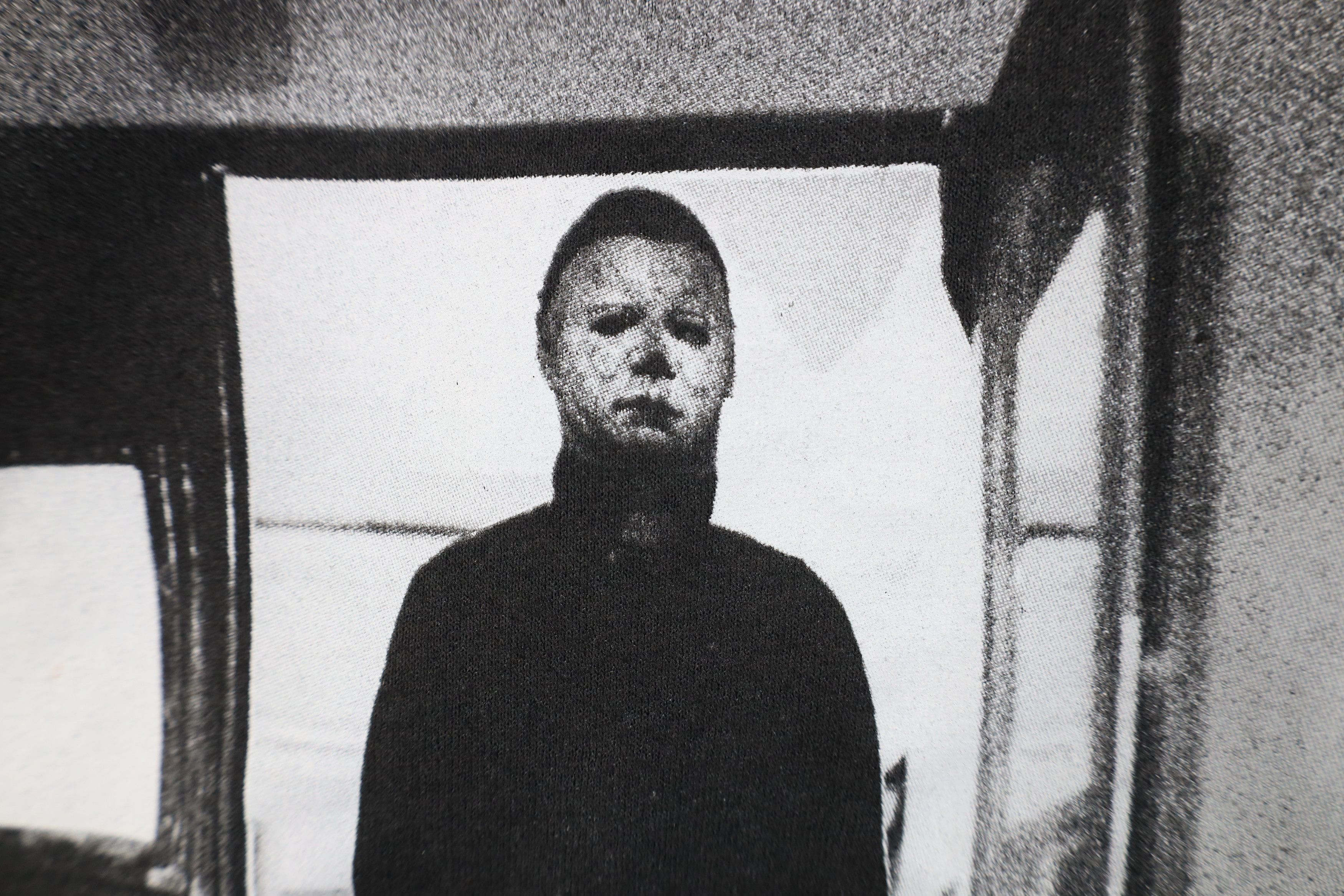 Vintage Y2K Streetwear Halloween II Movie Long Sleeve T-Shirt Black Size US L / EU 52-54 / 3 - 7 Thumbnail