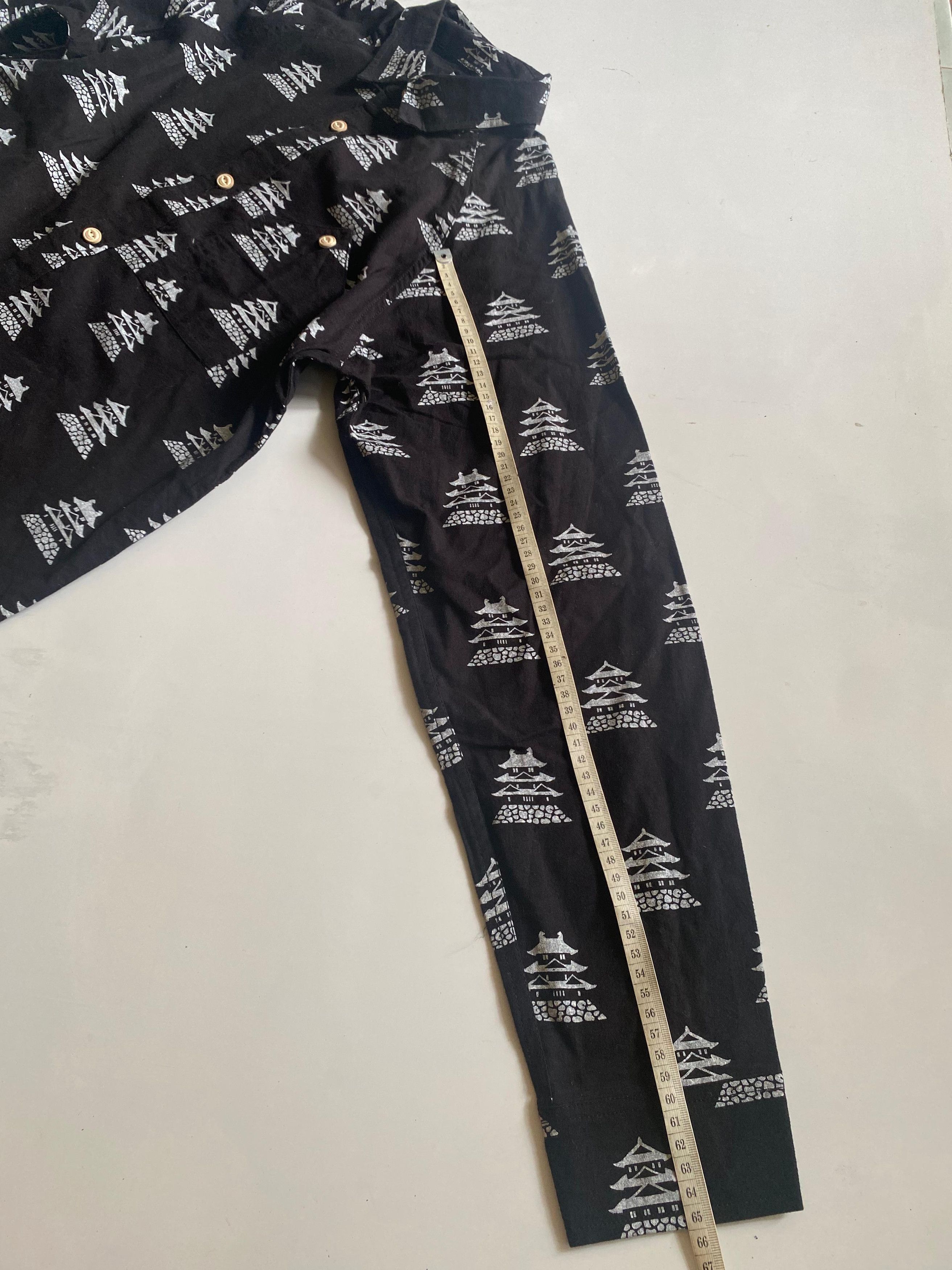 Issey Miyake Japanese go slow caravan temple shirt Size US M / EU 48-50 / 2 - 4 Thumbnail