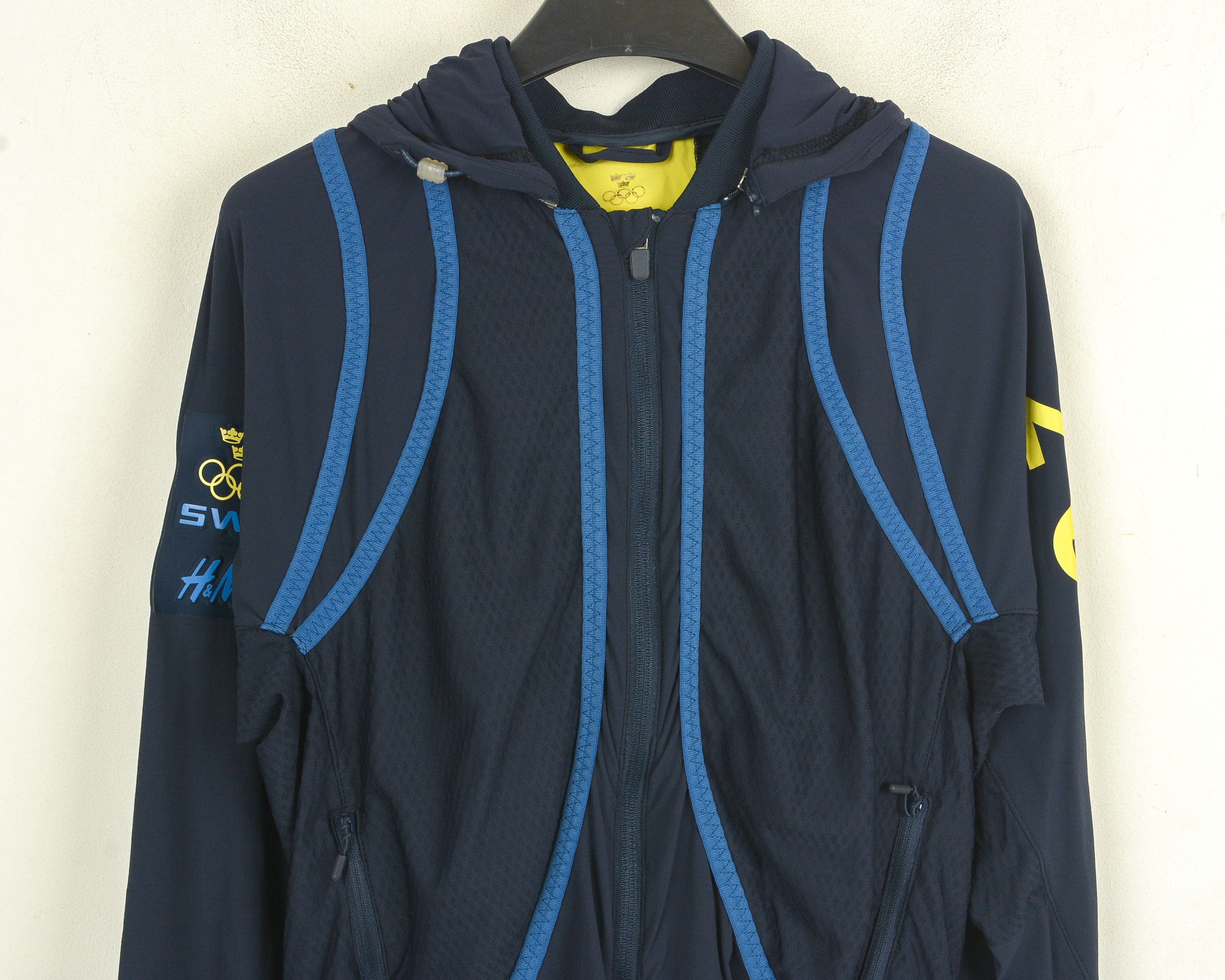 H&M Sweden Olympic Team 2016 Womens S Quickdry Jacket Hooded Size S / US 4 / IT 40 - 2 Thumbnail