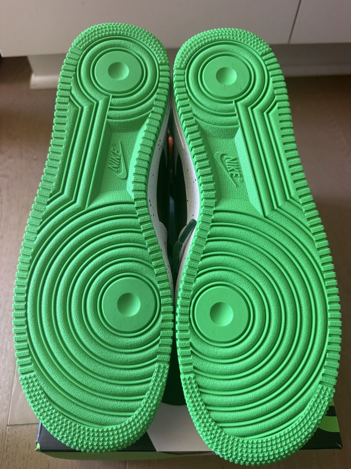 Nike Nike Air Force 1 Oregon PE 'Ducks of a Feather' Size 11.5 Size US 11.5 / EU 44-45 - 7 Thumbnail
