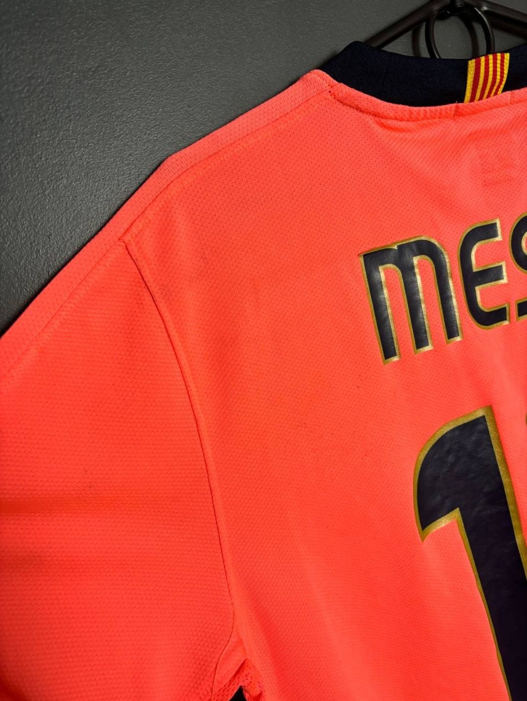 Other Barcelona 2009/2010 Third Messi Football Jersey T-Shirt Size US S / EU 44-46 / 1 - 12 Thumbnail
