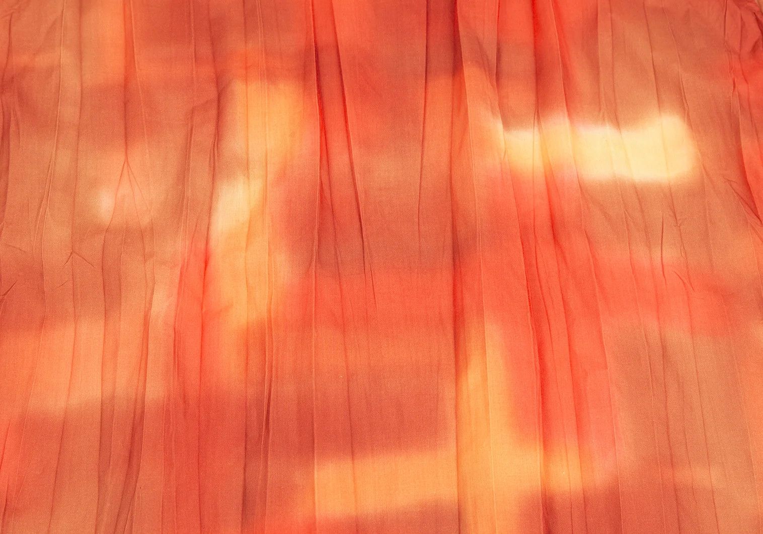 Issey Miyake Tie-Dye Pleated Design Shirt in Orange Size US XL / EU 56 / 4 - 14 Thumbnail