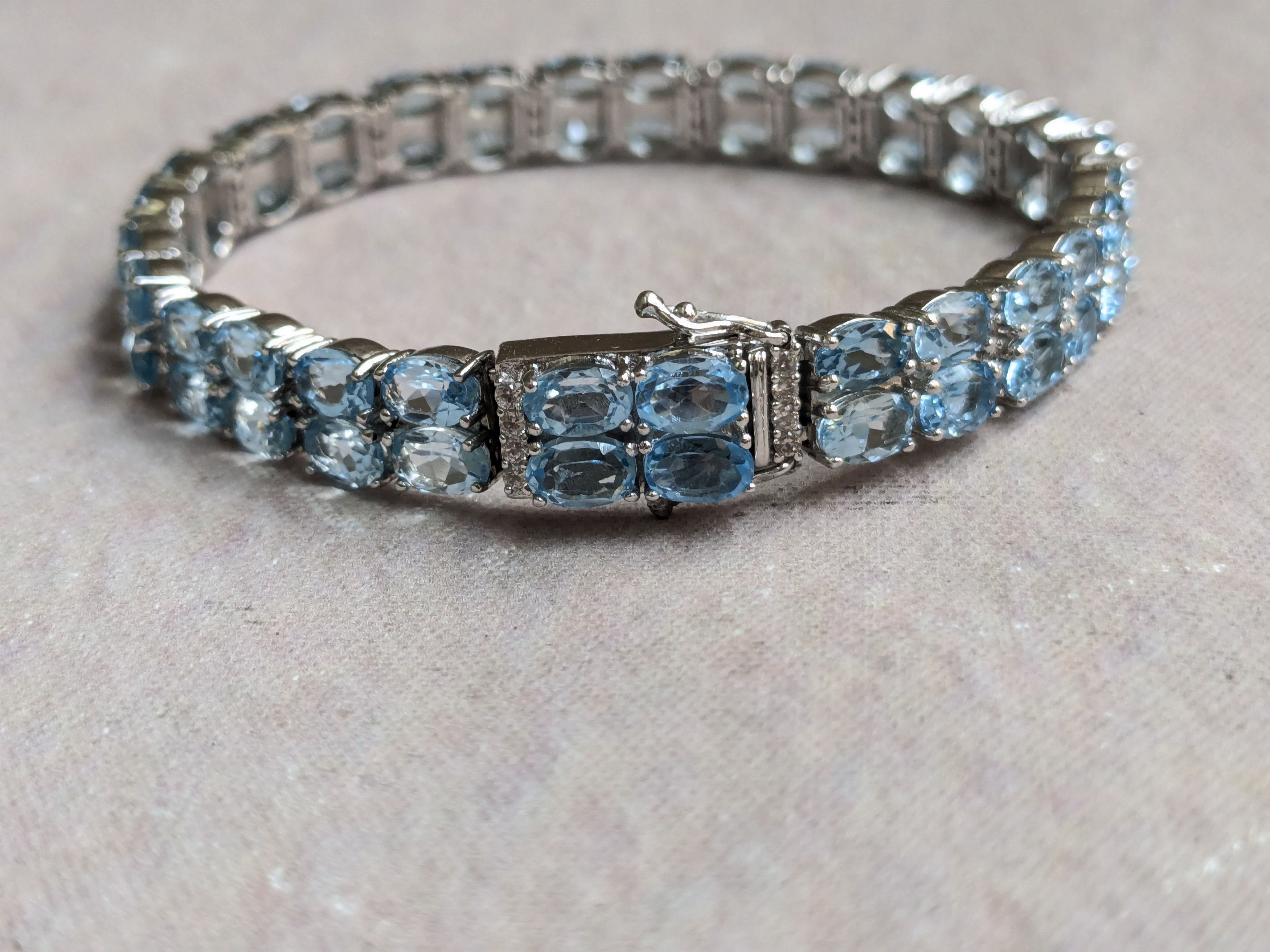 Jewelry Sterling Silver Tennis Bracelet Blue Topaz Oval 7.5 Size ONE SIZE - 3 Thumbnail