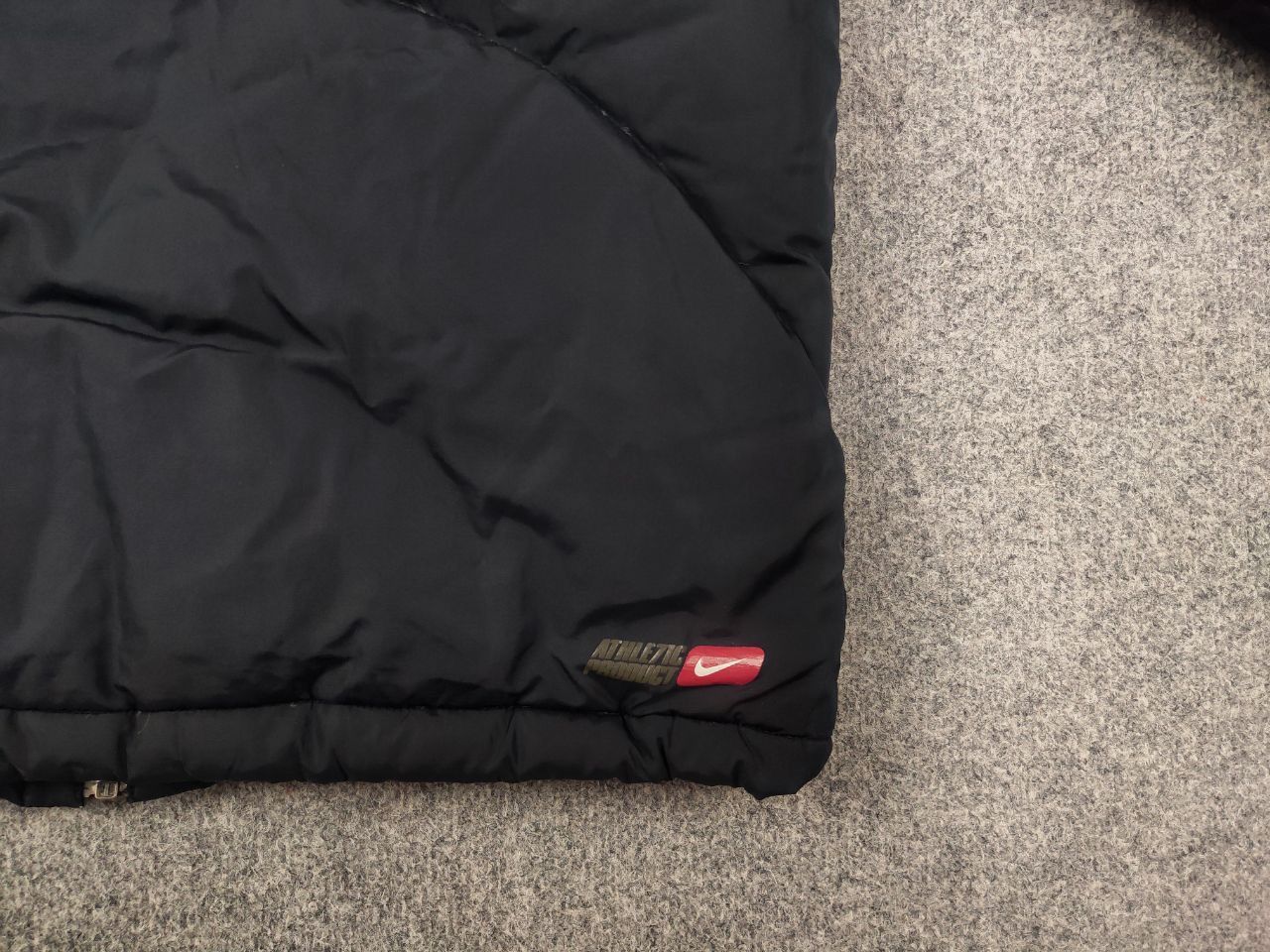 Nike 🔥 Vintage 90s Nike Logo Black puffy quilted Down Jacket Y2K Size US S / EU 44-46 / 1 - 12 Thumbnail