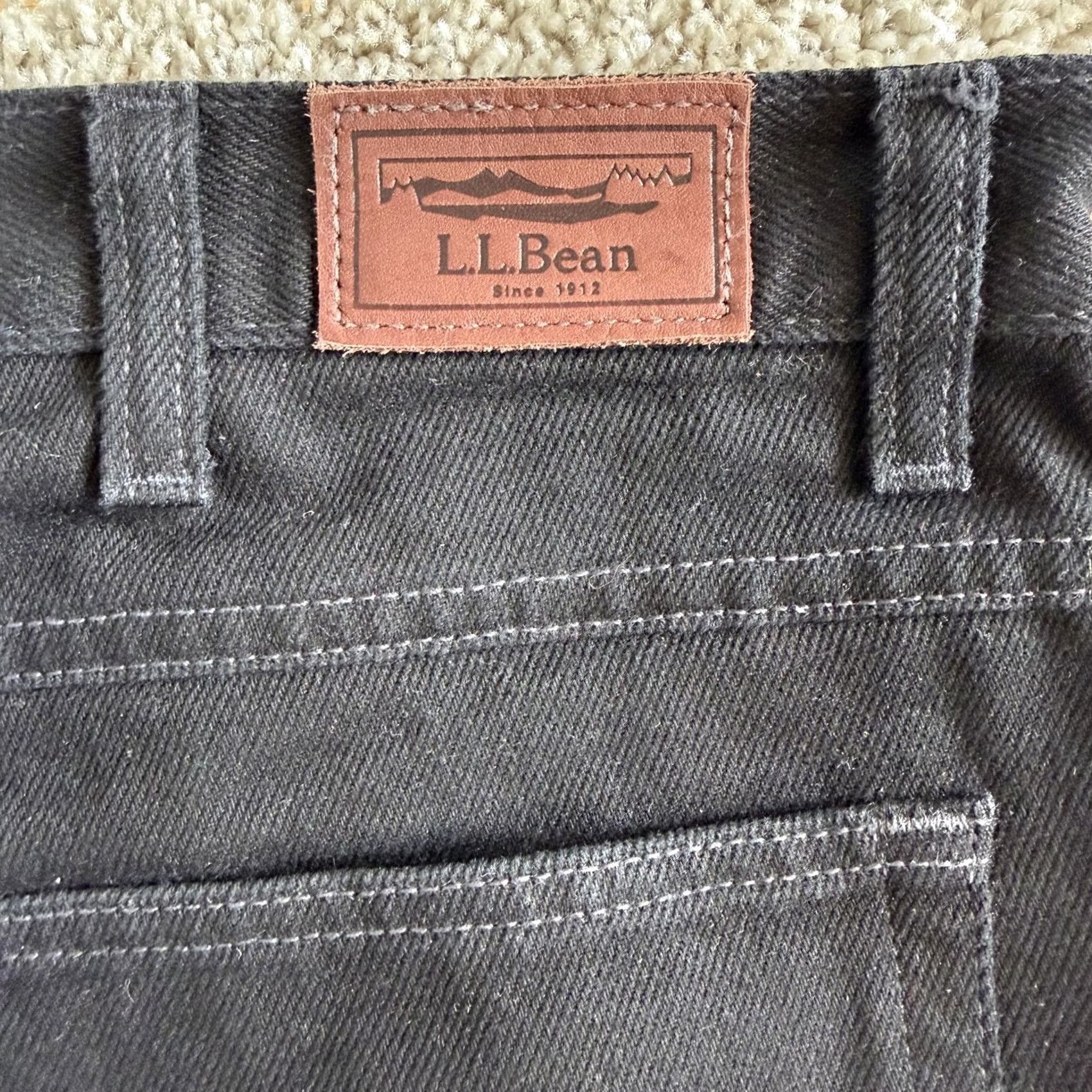 Vintage L.L. Bean Classic Fit Jeans Mens 37x32 Dark Wash Black Denim Straight Casual Size US 37 - 3 Thumbnail