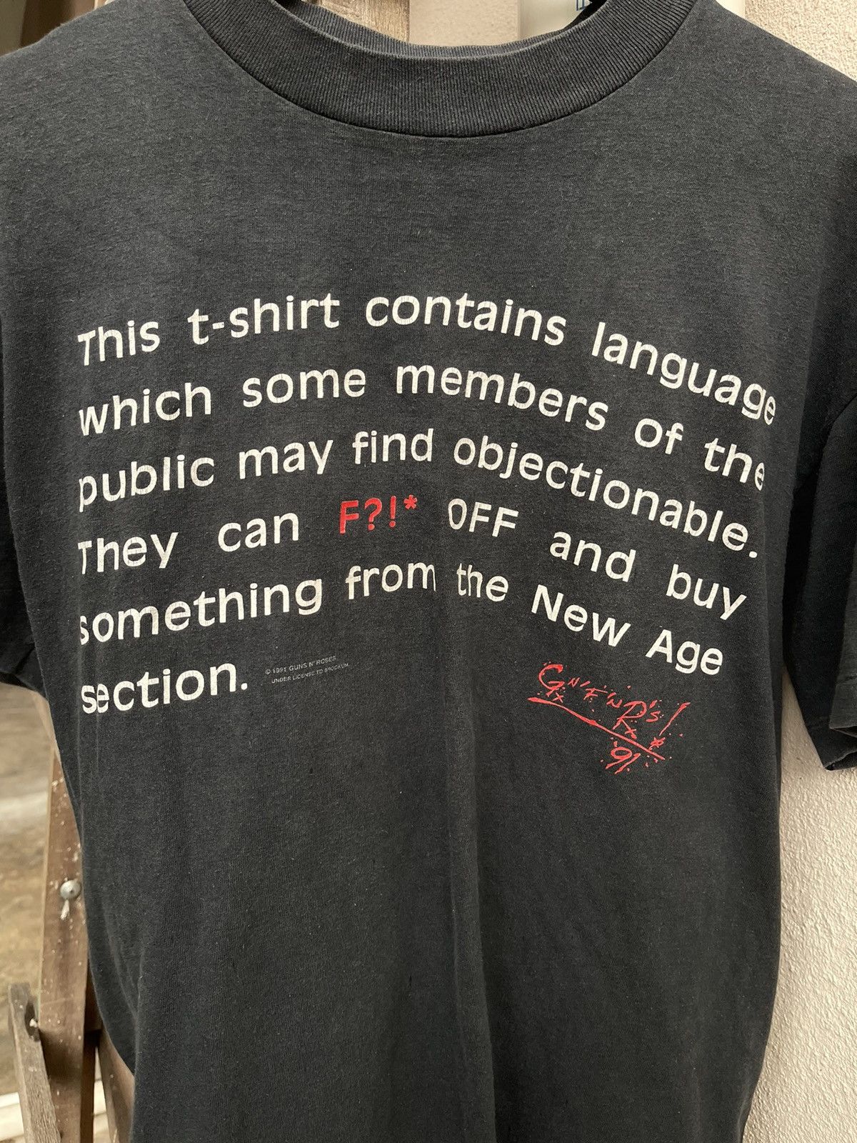 Band Tees Guns N’ Fuckin’ Roses So F*#k Off 1991 Size US L / EU 52-54 / 3 - 3 Thumbnail