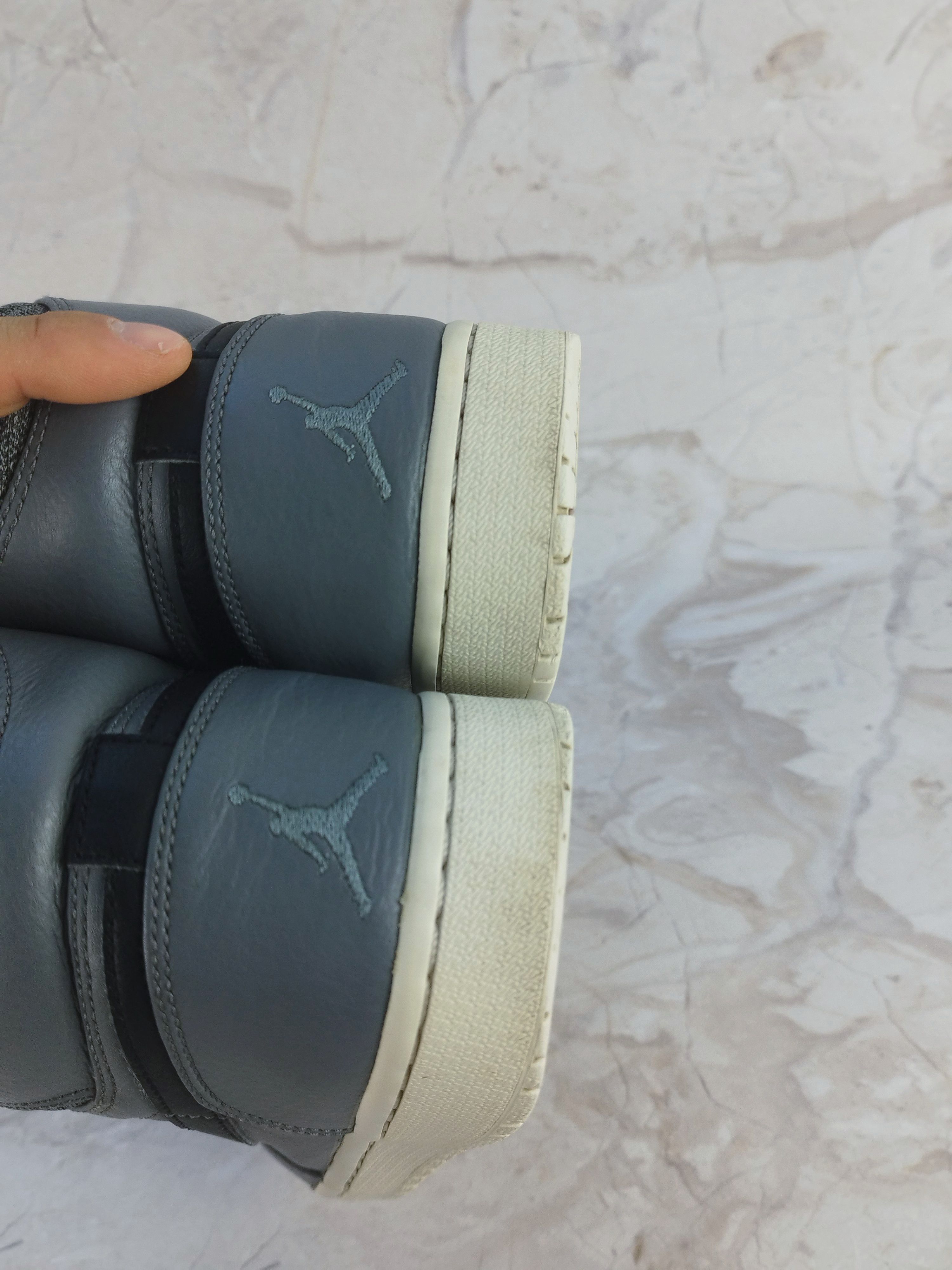 Jordan Brand Nike Jordan 1 retro High 2015 'Rare Air' gray Size US 8.5 / EU 41-42 - 9 Thumbnail