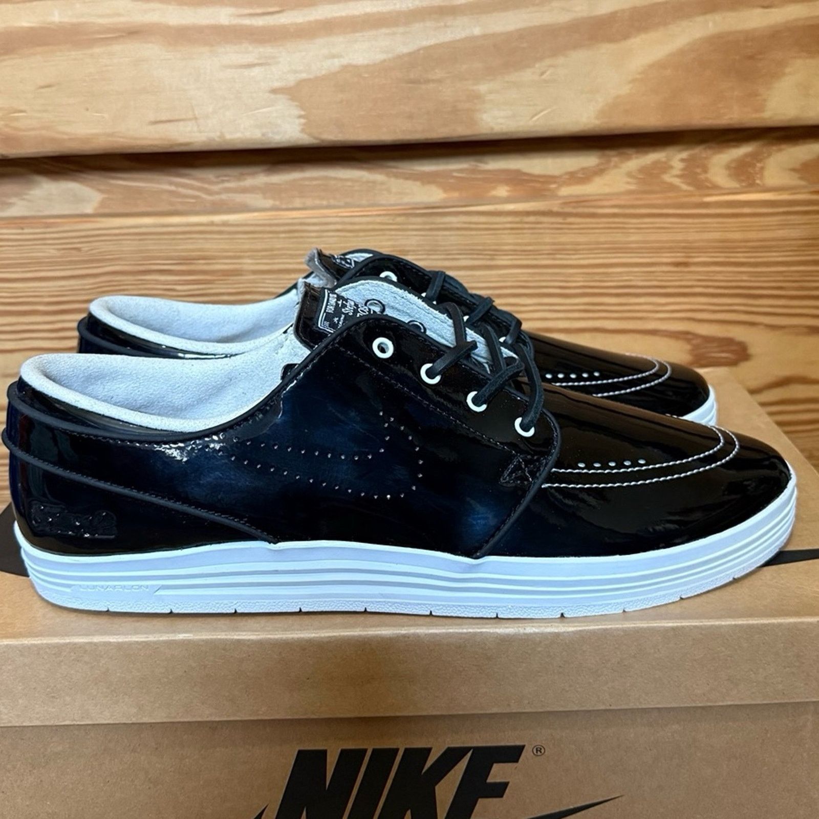 Nike 2014 Nike SB Lunarlon 8five2 Stefan Janoski Patent Black Size US 11 / EU 44 - 8 Thumbnail