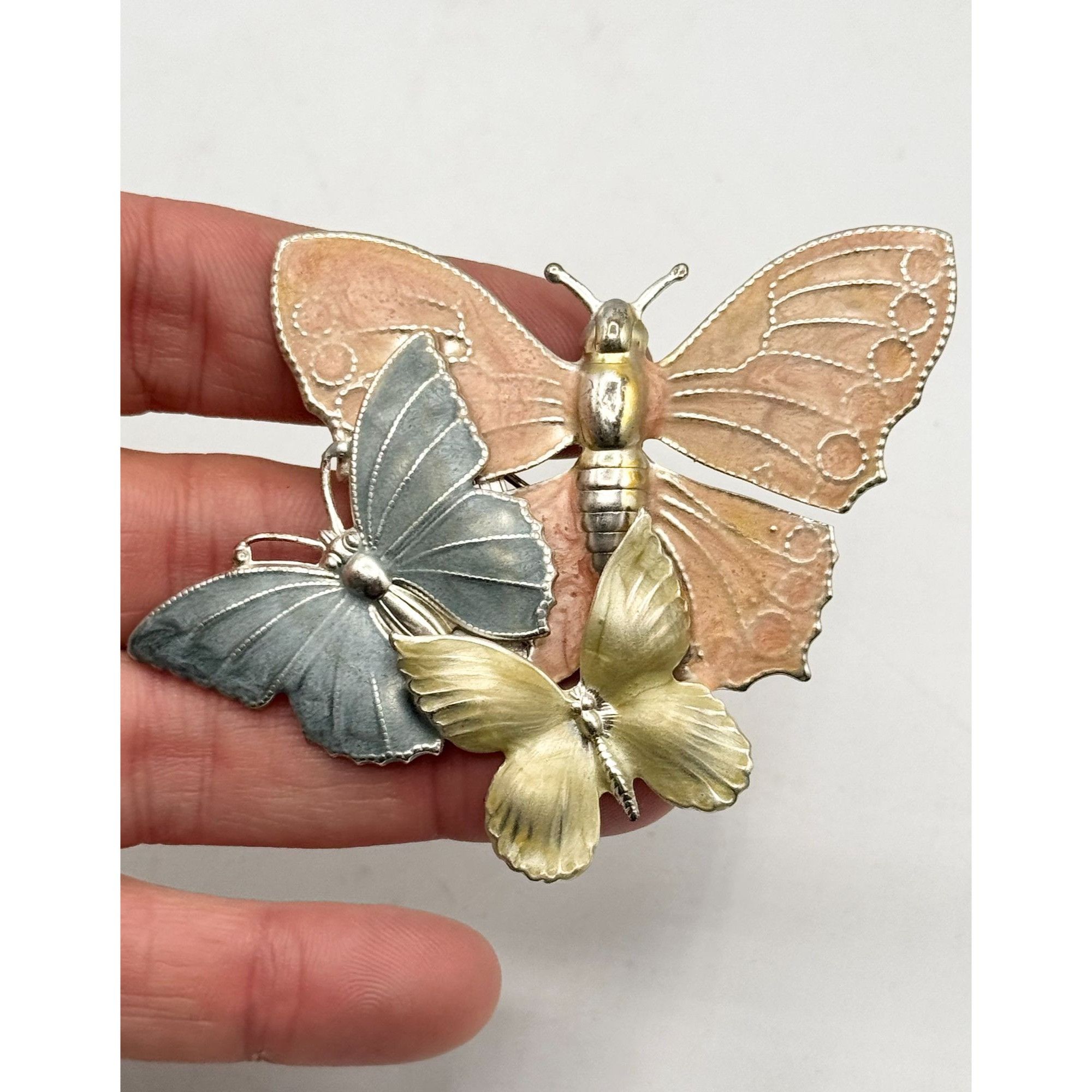 Vintage Enamel three butterfly butterflies brooch pin Size ONE SIZE - 3 Thumbnail