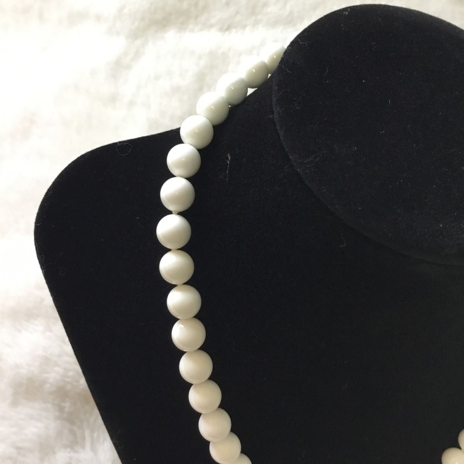 Other White Beads Necklace Size ONE SIZE - 2 Thumbnail