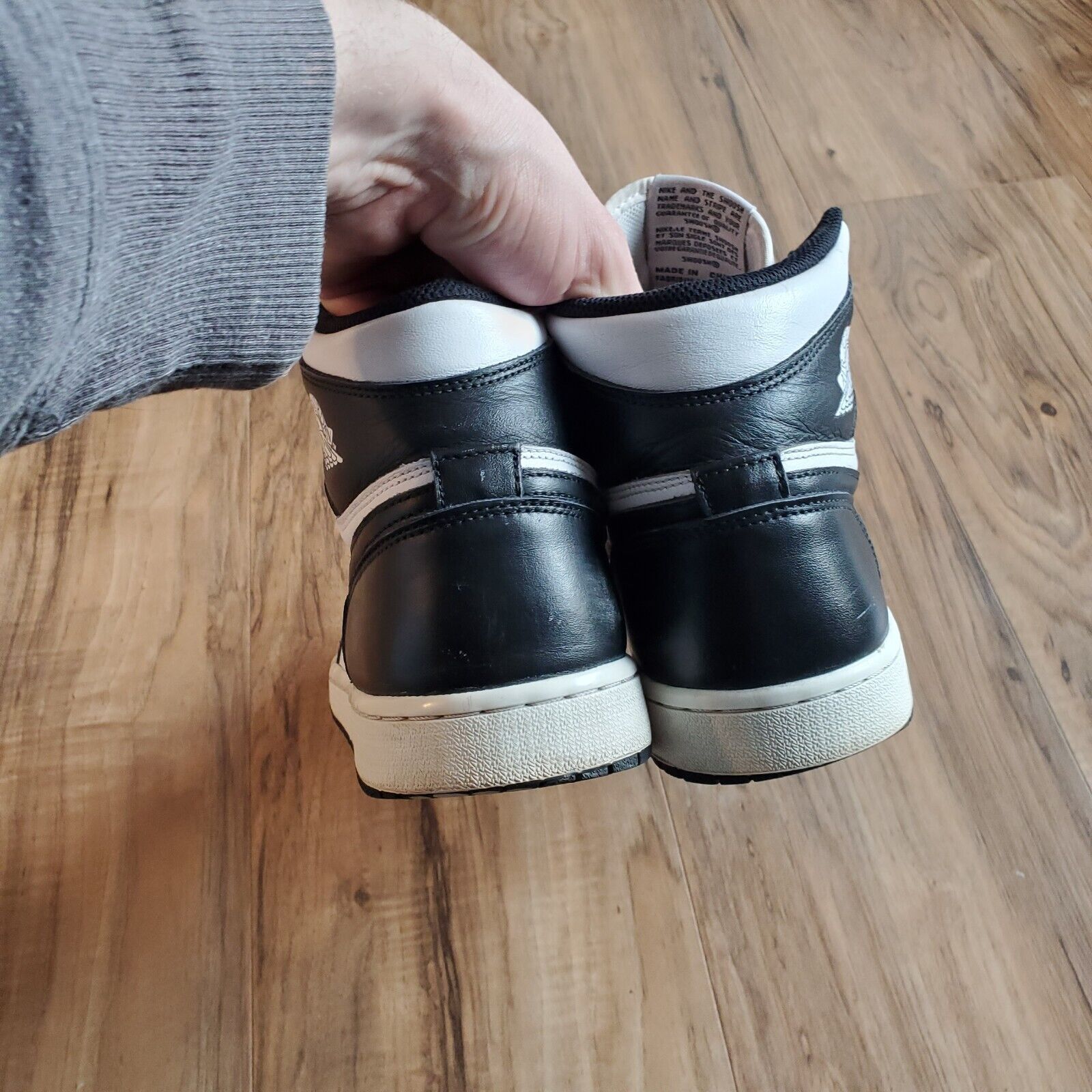 Jordan Brand × Nike 2014 Nike Jordan 1 High OG Black White size 11 us mens Size US 11 / EU 44 - 5 Thumbnail