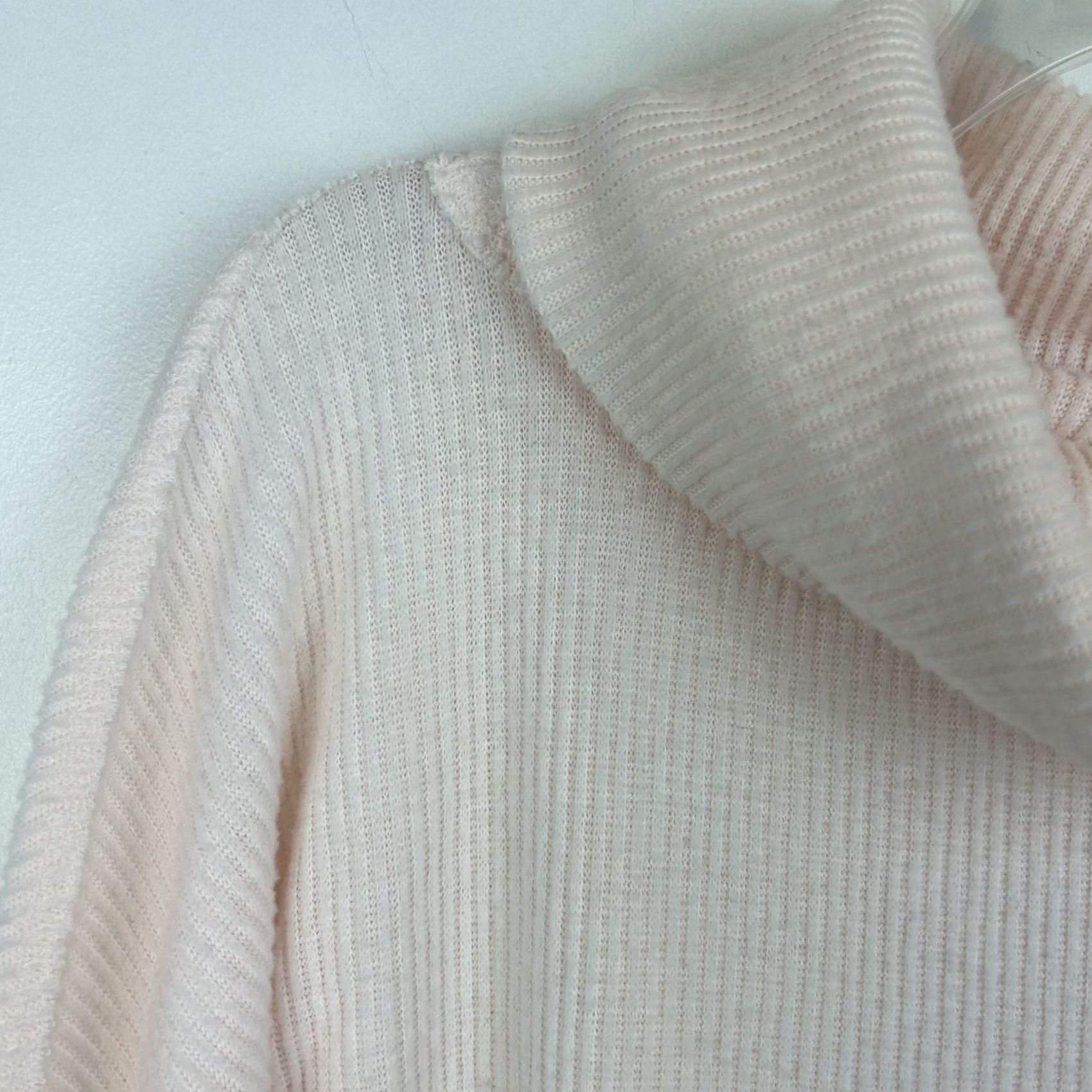 Free People We The Free People Top Womans Small Oversized Cowl Neck Sweater Ribbed Soft Pink Size S / US 4 / IT 40 - 5 Thumbnail