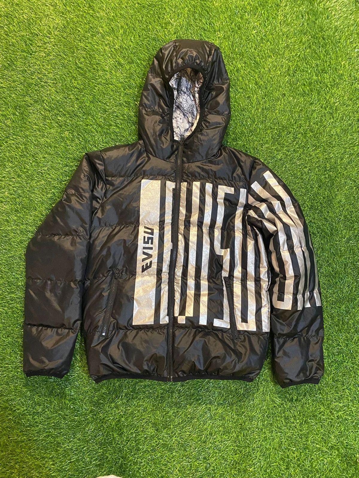 Evisu Evisu kuro reversible down zip up jacket size small Size US S / EU 44-46 / 1 - 2 Thumbnail