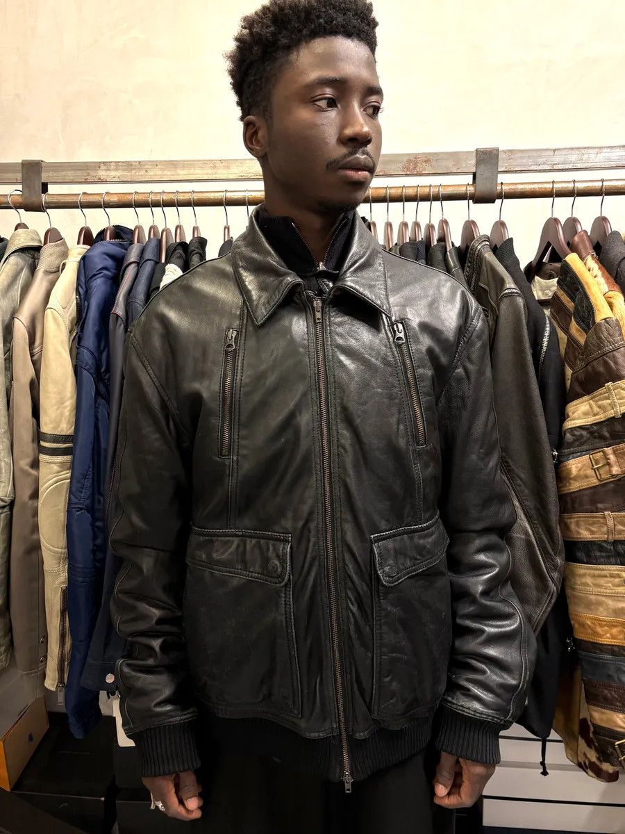 Armani 2000s Armani Black Leather Bomber Jacket Size US M / EU 48-50 / 2 - 2 Thumbnail