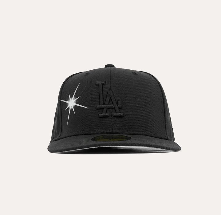 New Era Ay El Ay En Dodgers LA 7 New Era Fitted All Black | Grailed