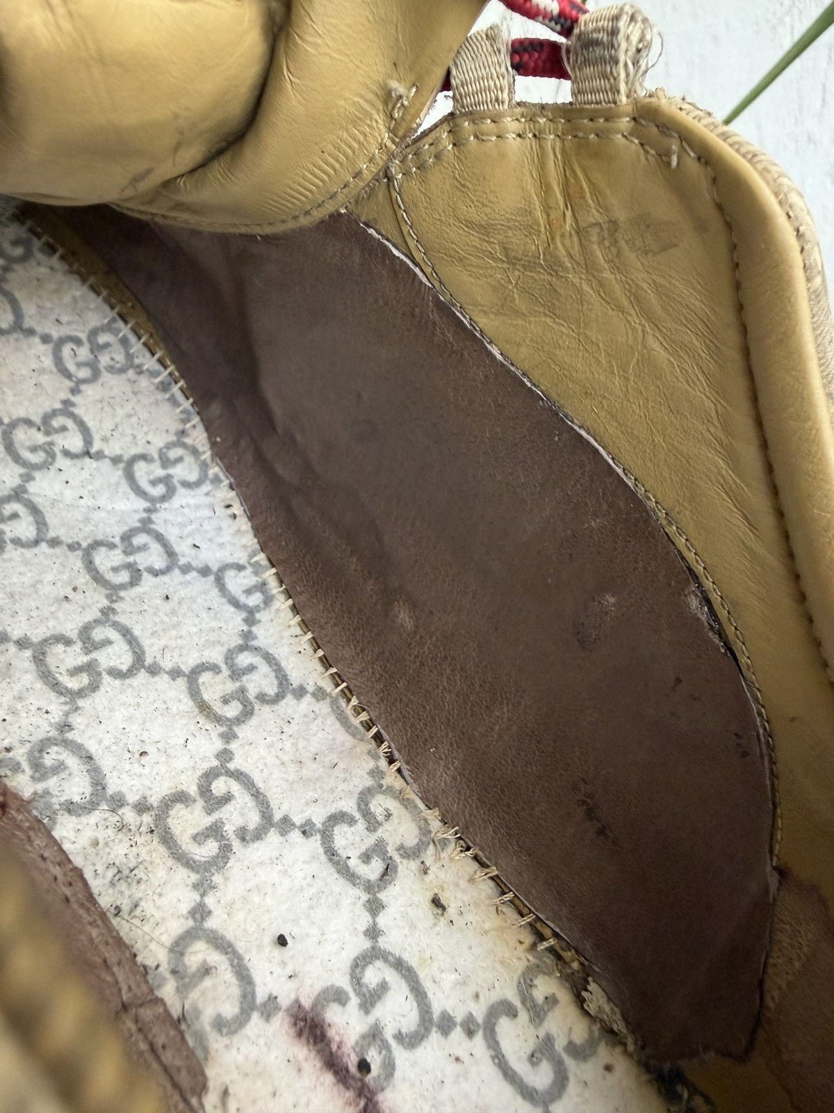 Gucci Gg monogram Run sneaker Size US 9.5 / EU 42-43 - 13 Thumbnail