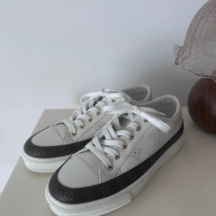 Louis Vuitton Stellar Soft Calfskin Low-top Sneakers 0079