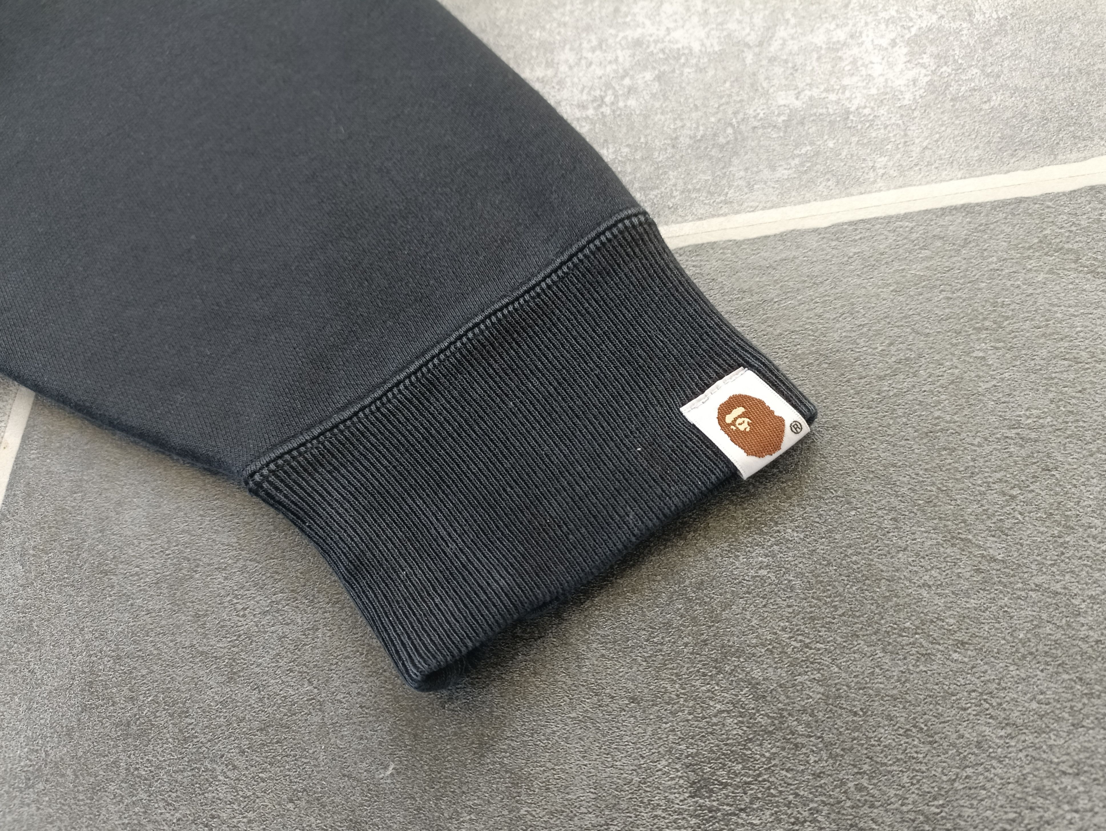 Bape A BATHING APE HEAD ONE POINT CREWNECK Size US S / EU 44-46 / 1 - 5 Thumbnail