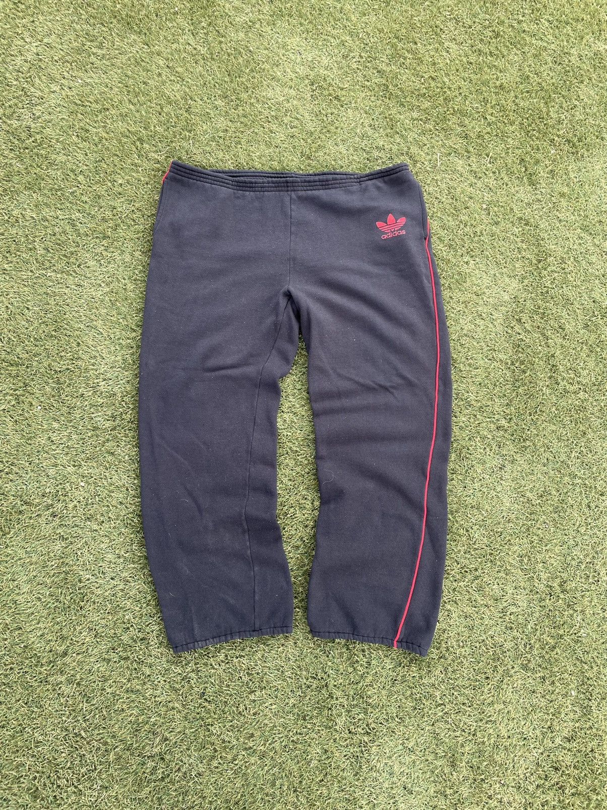 Adidas Vintage Adidas Pants Mens XL Black Drawstring Sweat Fleece Size US 30 / EU 46 - 1 Thumbnail