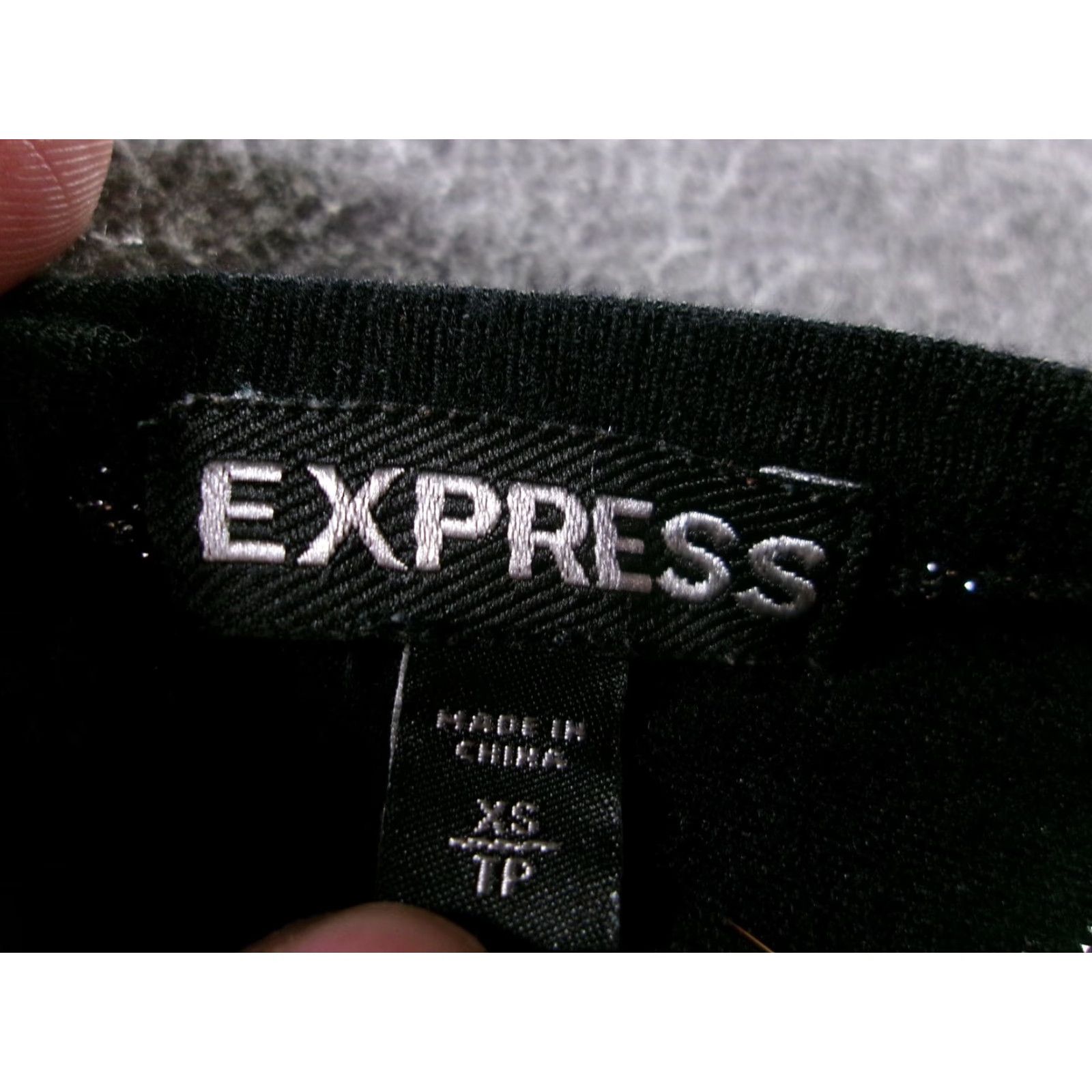 Express Express Knit Top Womens XS Black Metallic Stripe Short Sleeve Keyhole Slim Shirt Womens XS Black Stripe Short Sleeve Keyhole Slim Express Knit Top Size M / US 6-8 / IT 42-44 - 6 Thumbnail
