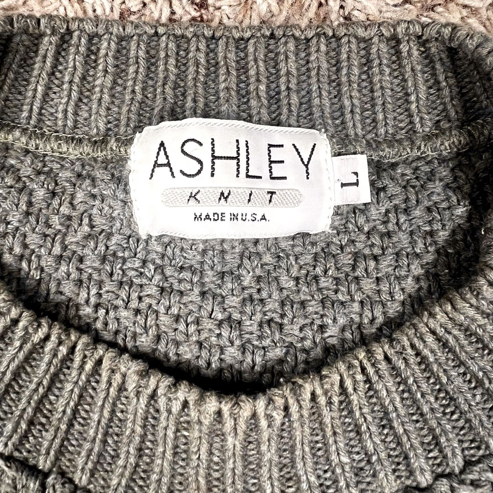 Vintage VINTAGE Ashley Cable Knit Sweater Large Green 90s Womens Pullover Crew Neck Long Sleeve Heavyweight Cotton Acrylic Knit Style Fall Winter Womens Size L / US 10 / IT 46 - 2 Thumbnail