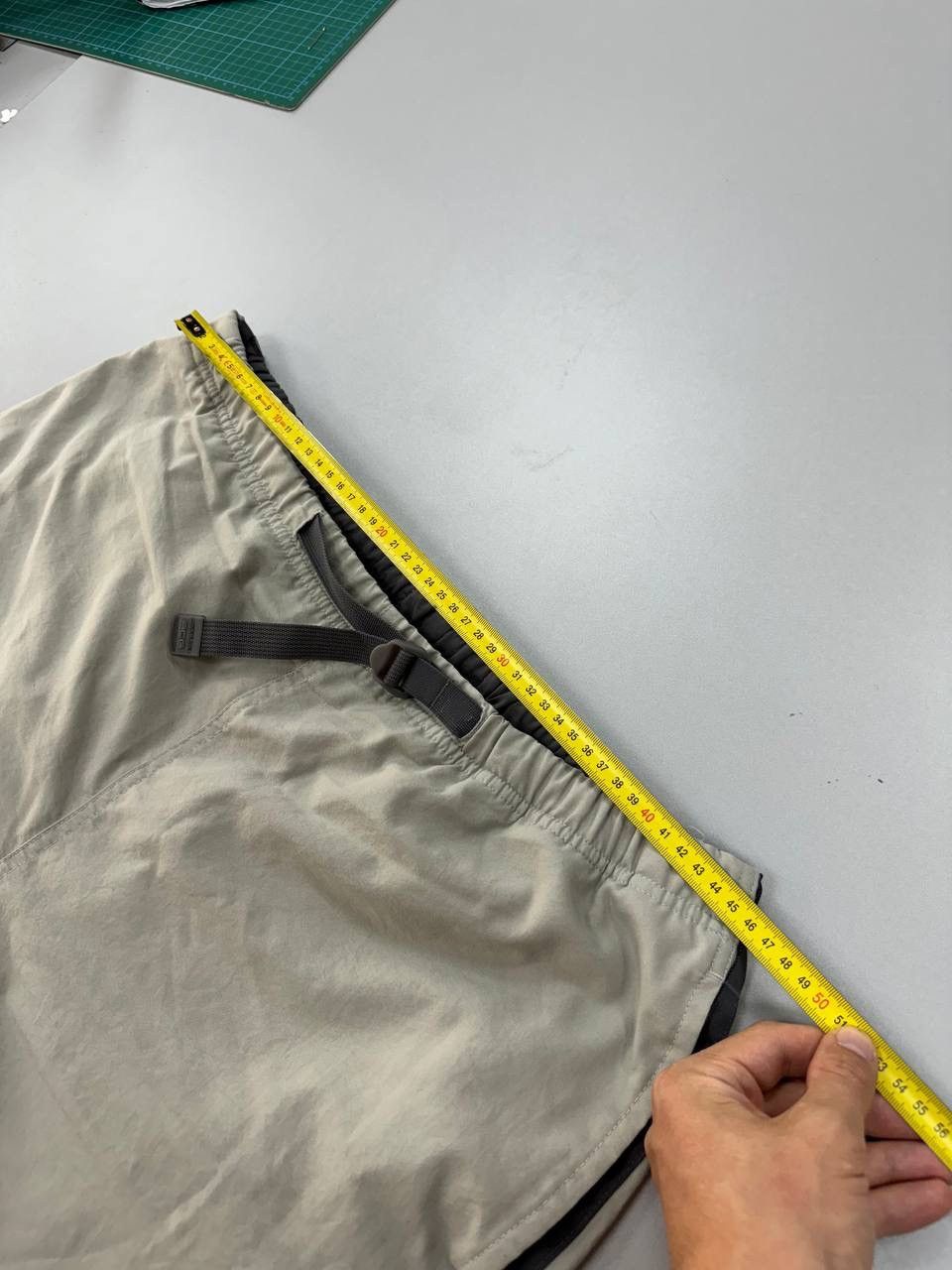 Nike ACG × Vintage Nike ACG Vintage 90s Shorts Size US 38 / EU 54 - 9 Thumbnail