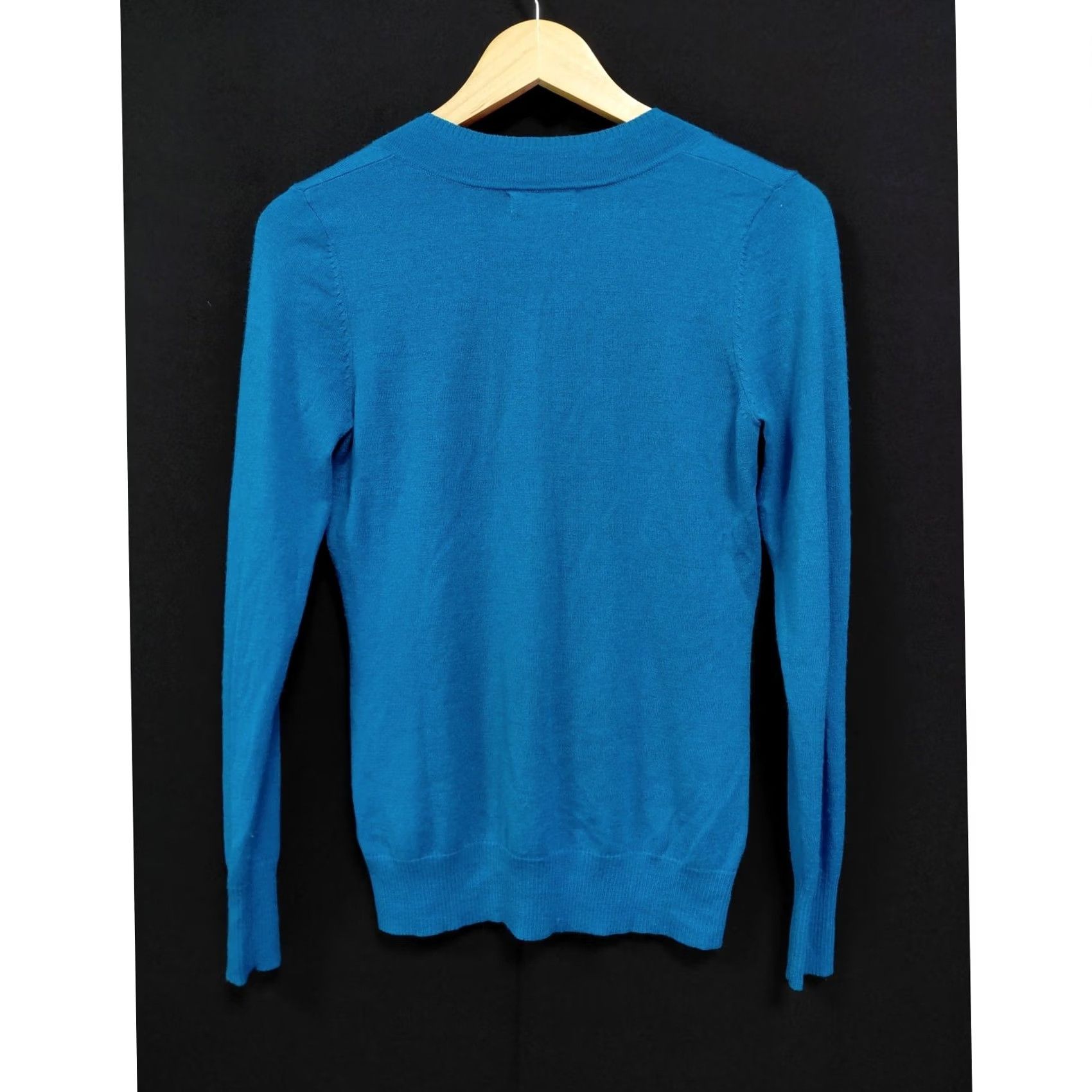 Vintage THE LIMITED Sweater Women Size M Blue Solid V-Neck Knit Merino Wool Blend Lightweight Pullover Long Sleeve Casual Workwear Size M / US 6-8 / IT 42-44 - 2 Thumbnail