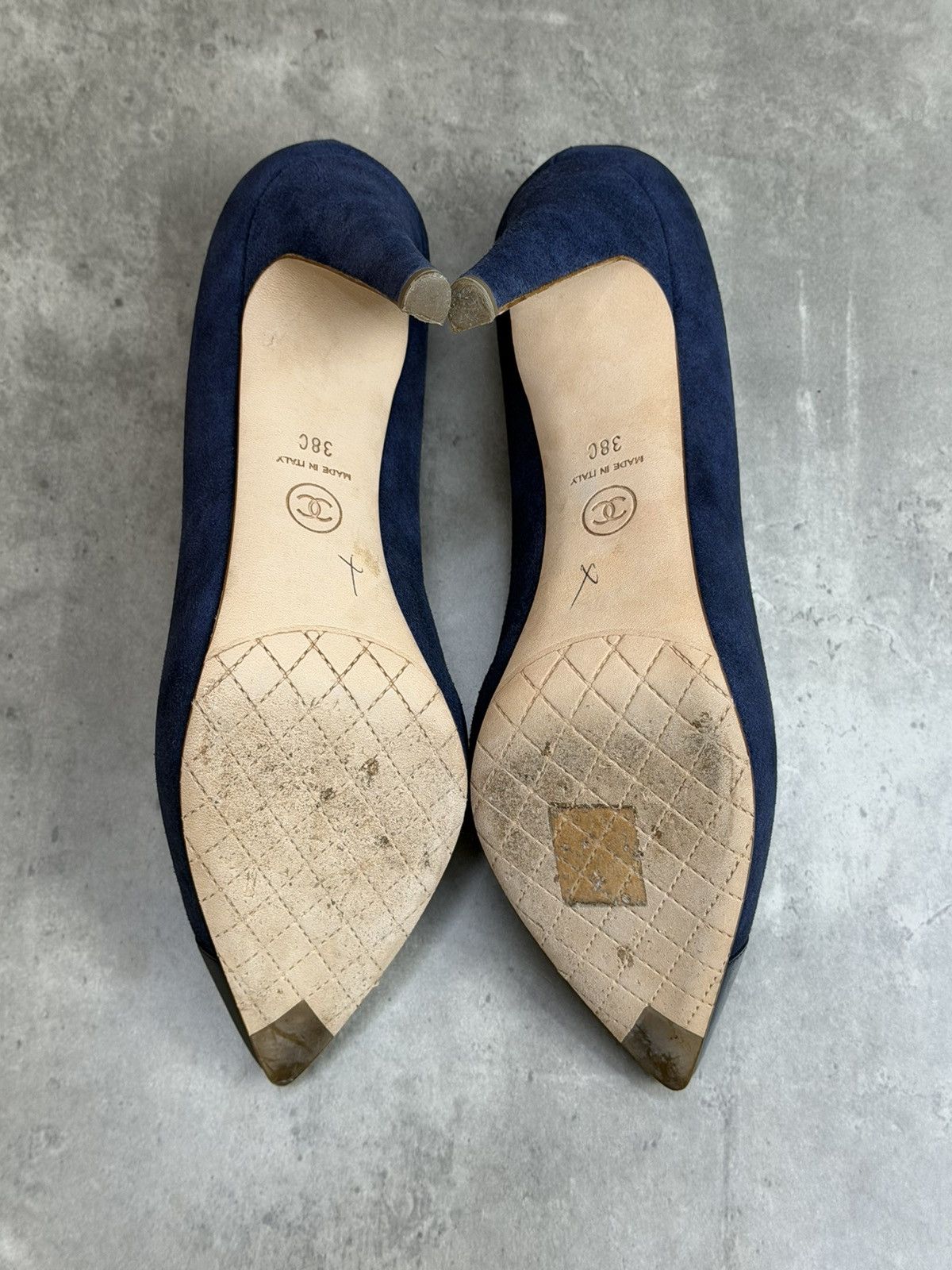 Chanel Chanel CC Blue Suede Cap Toe Heels Pumps Size 38 C Size US 8 / IT 38 - 12 Thumbnail