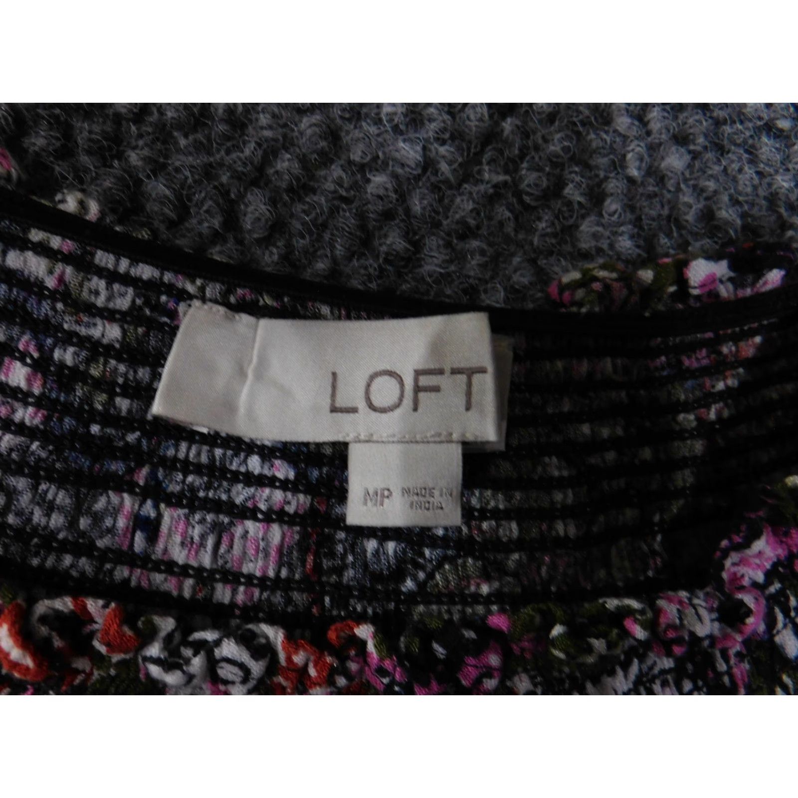 Loft Loft Blouse Womens Petite Medium Multicolor Floral Boho Rayon Sleeveless Bell Sleeve Turtleneck Pullover Pocket Ruffle Modern Flower Size M / US 6-8 / IT 42-44 - 4 Thumbnail