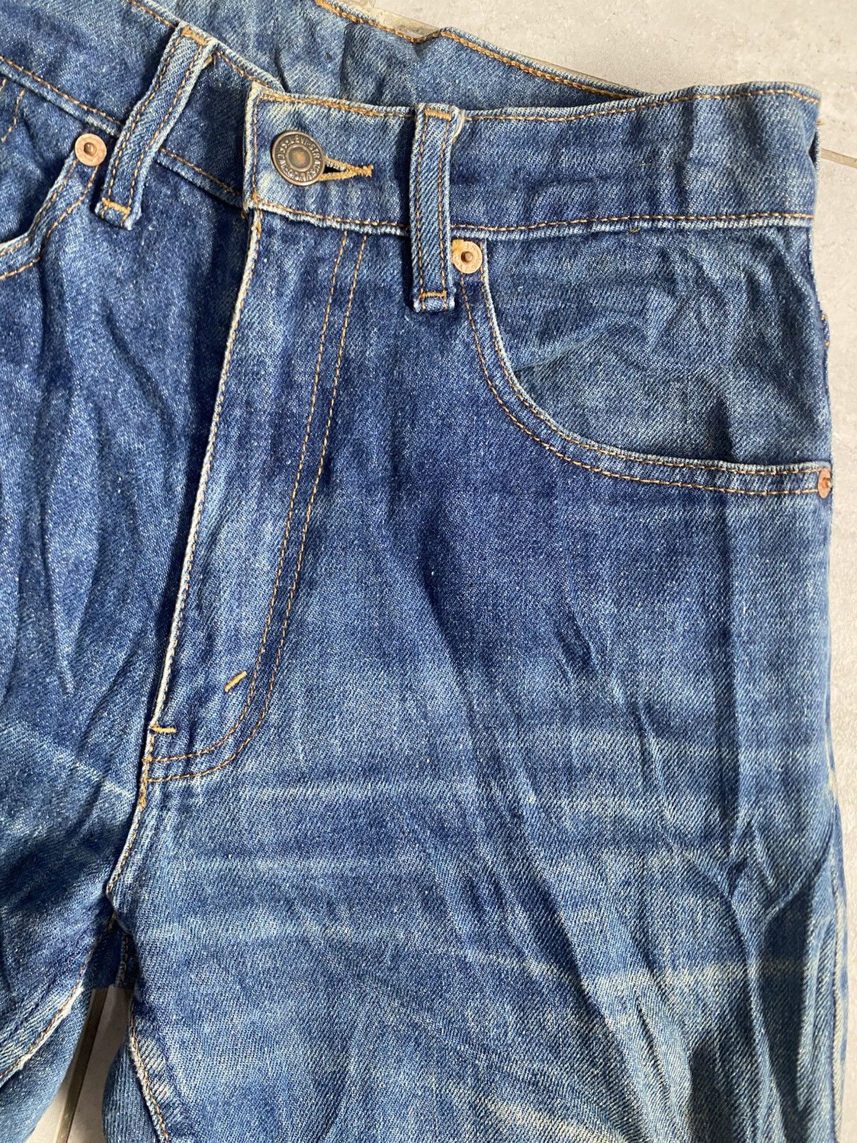 Levi's VINTAGE LEVIS 515 Size US 27 - 5 Thumbnail