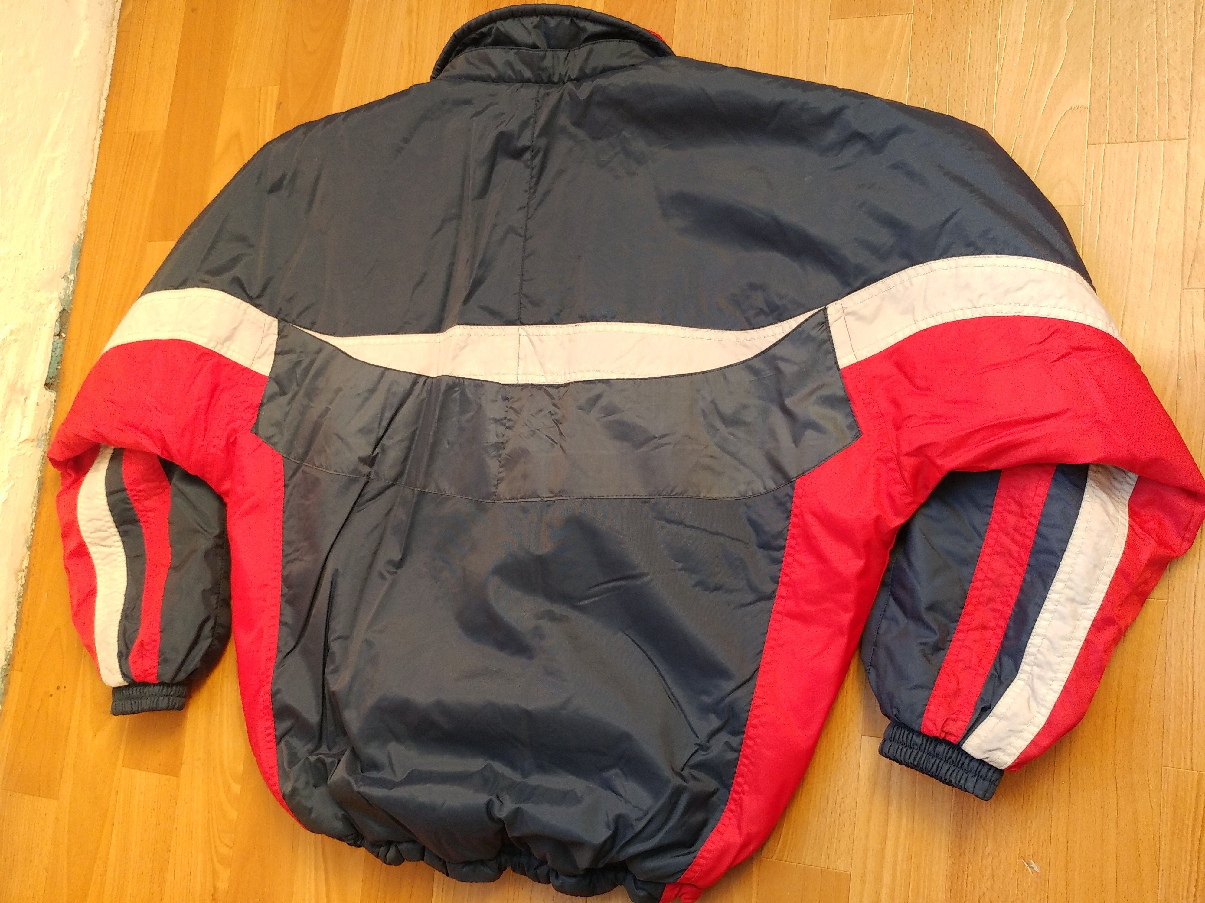 Fila FILA jacket, vintage, 90s hip hop windbreaker skater Y2K S Size US S / EU 44-46 / 1 - 15 Thumbnail