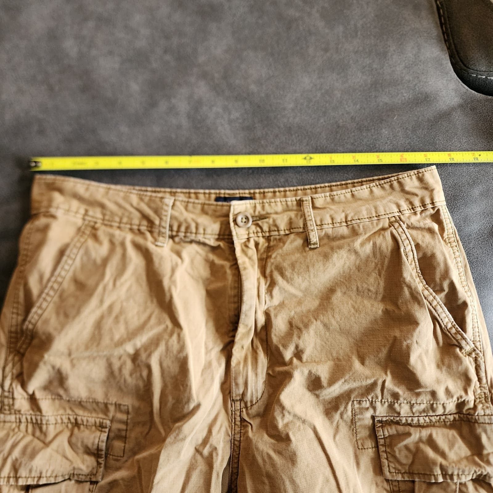 Levi's Levi's Strauss Rip-Stop Cargo Khaki Shorts 34" Waist Size US 34 / EU 50 - 3 Thumbnail